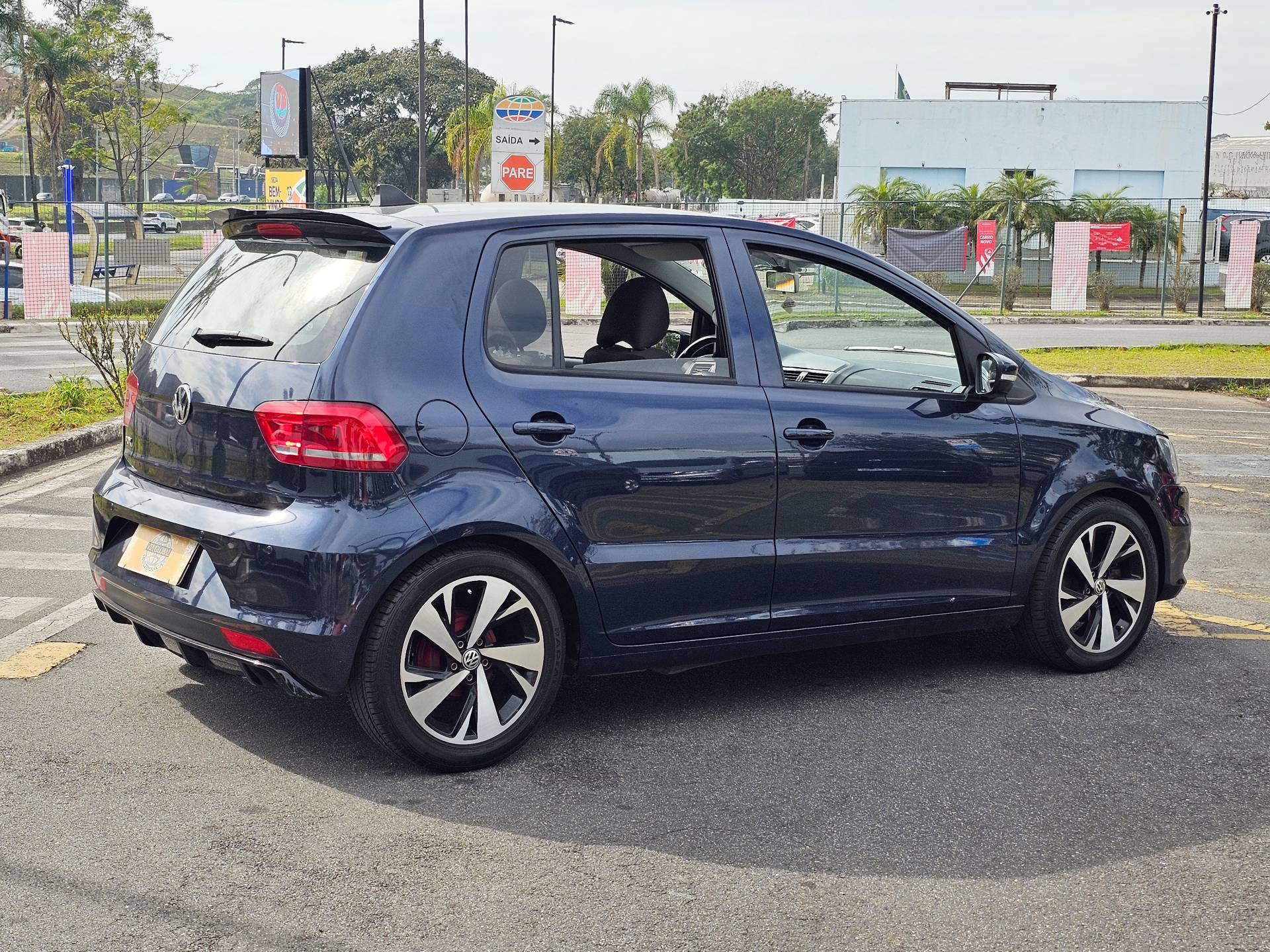 VOLKSWAGEN FOX