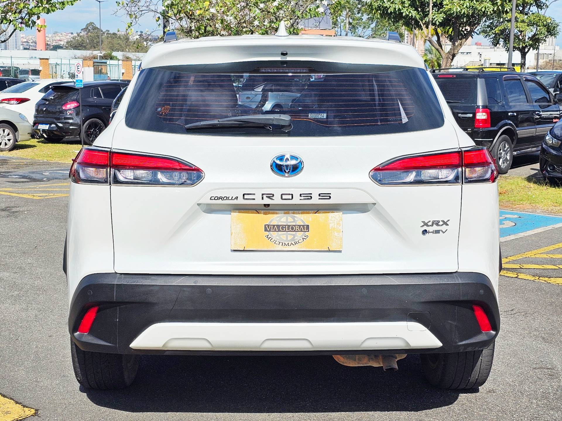 TOYOTA COROLLA CROSS