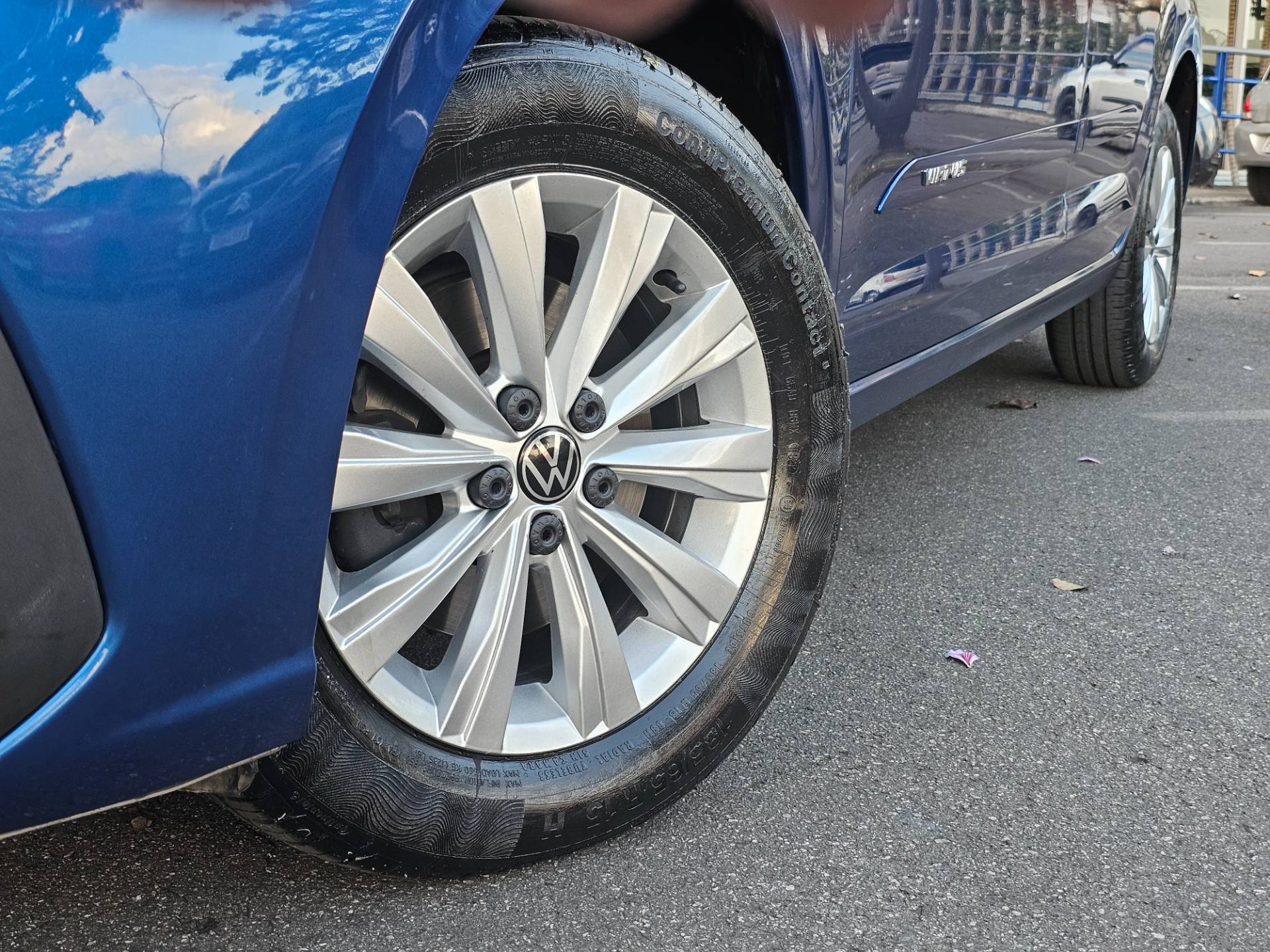 VOLKSWAGEN VIRTUS