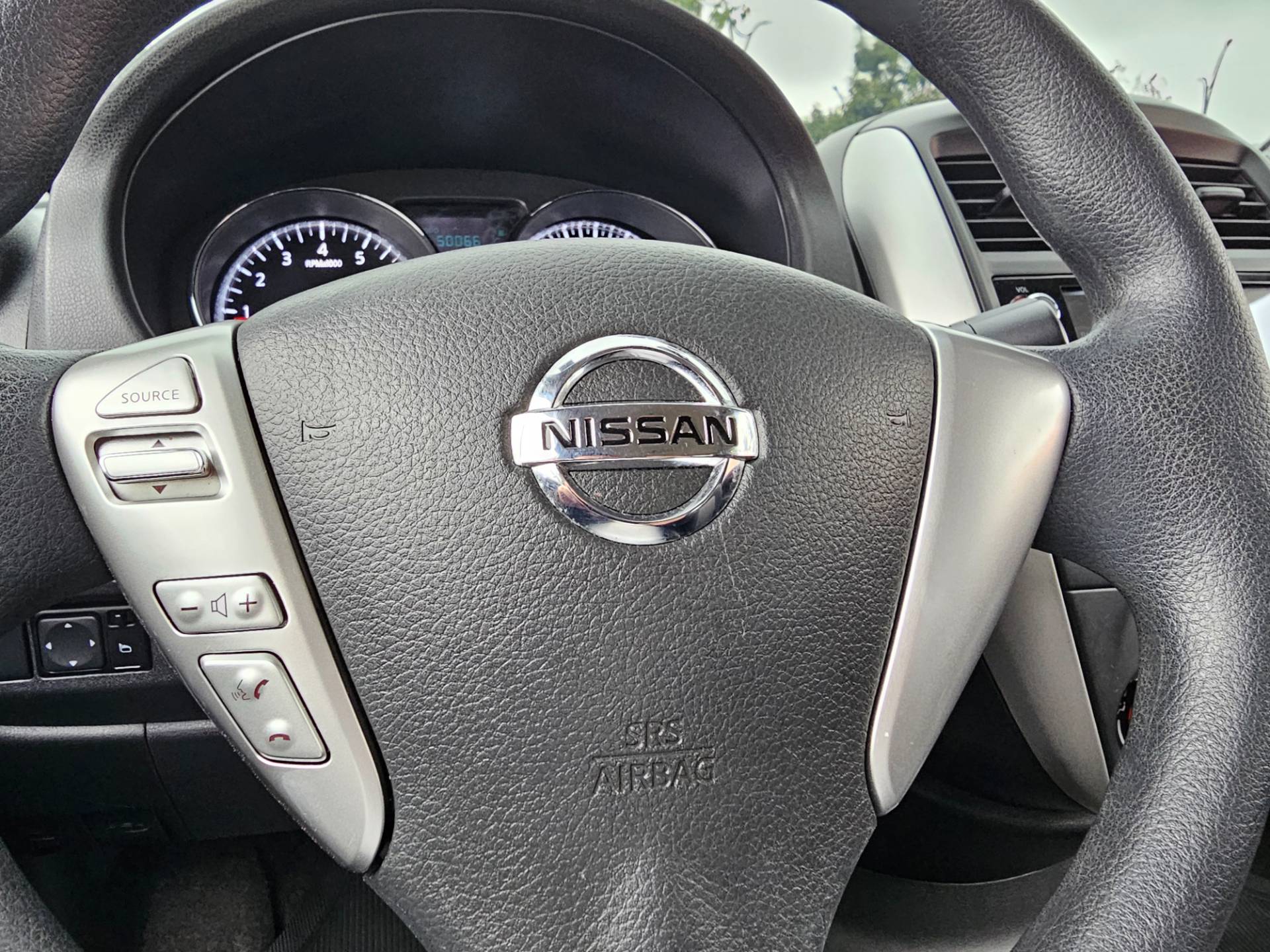 NISSAN VERSA