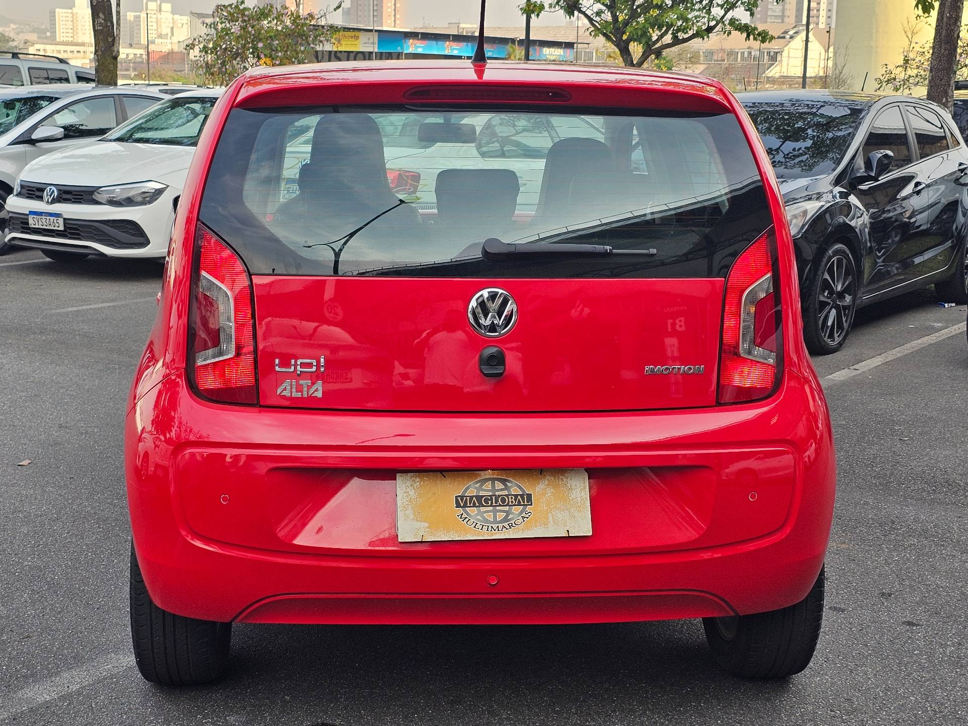 VOLKSWAGEN UP