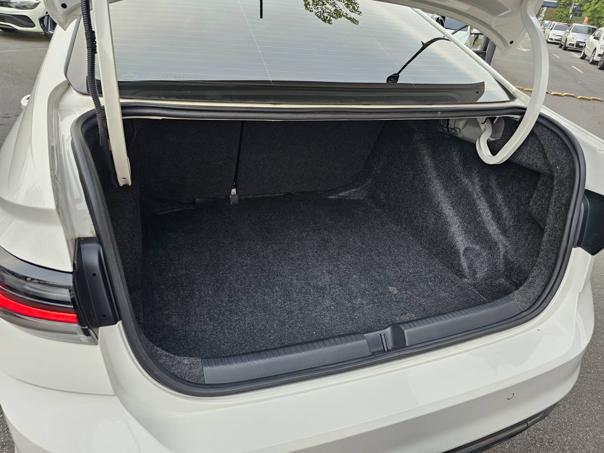 VOLKSWAGEN VIRTUS