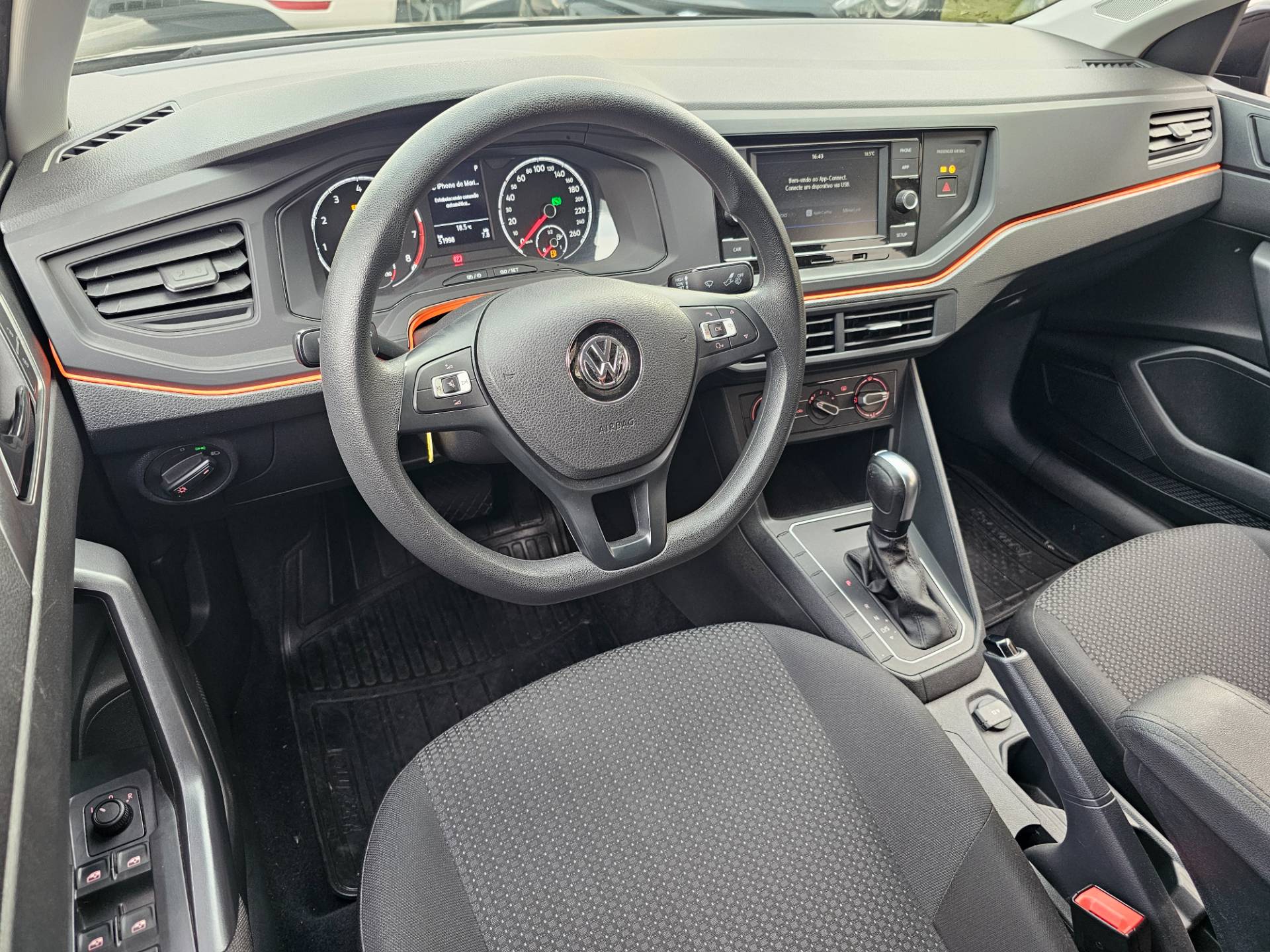 VOLKSWAGEN VIRTUS