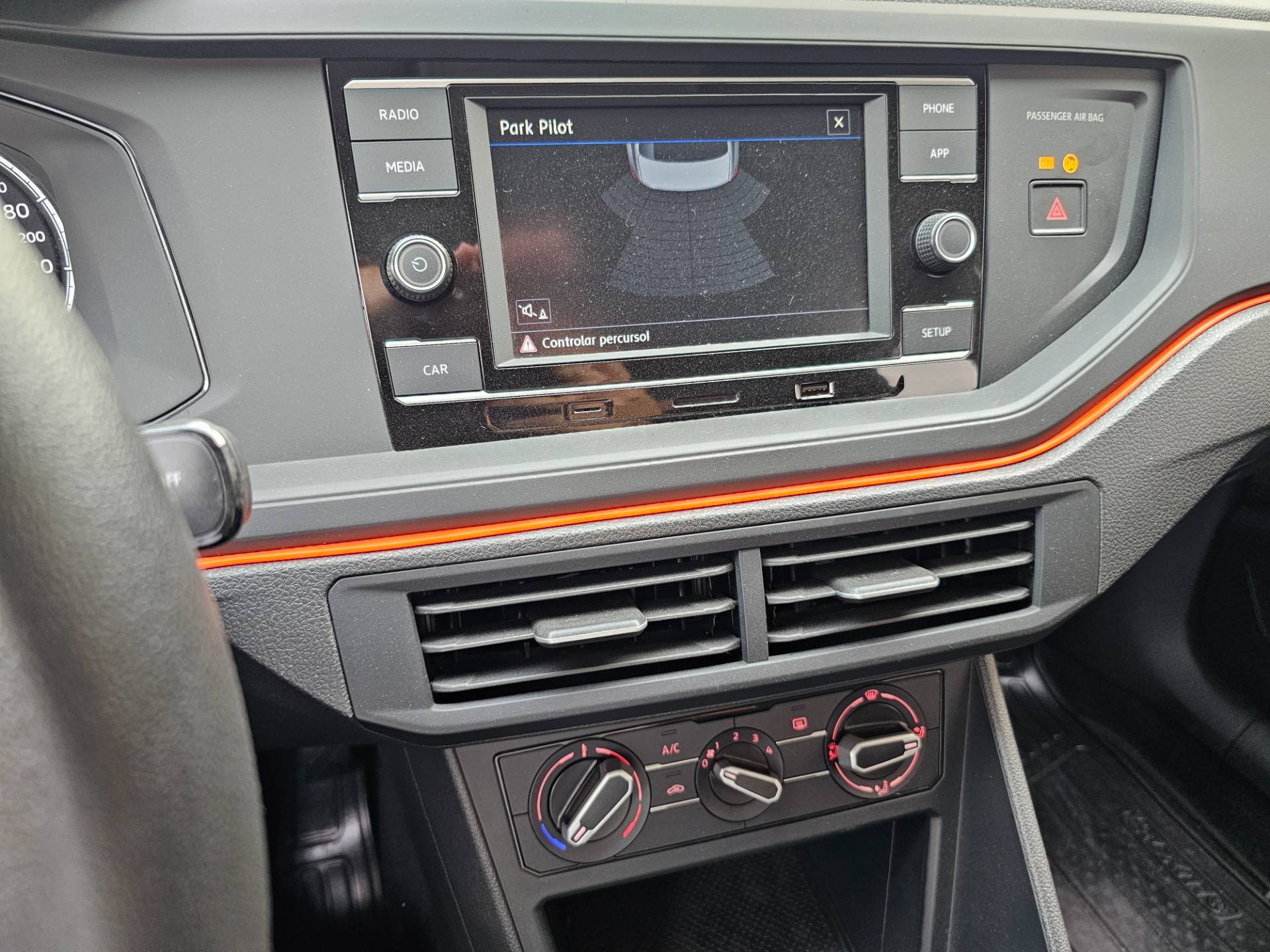 VOLKSWAGEN VIRTUS