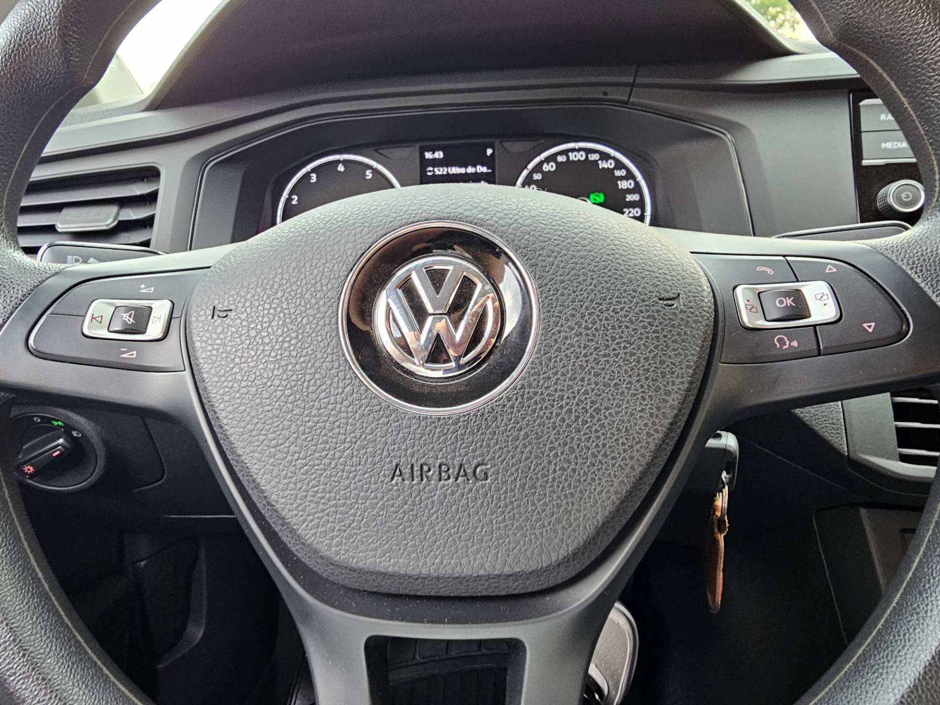 VOLKSWAGEN VIRTUS