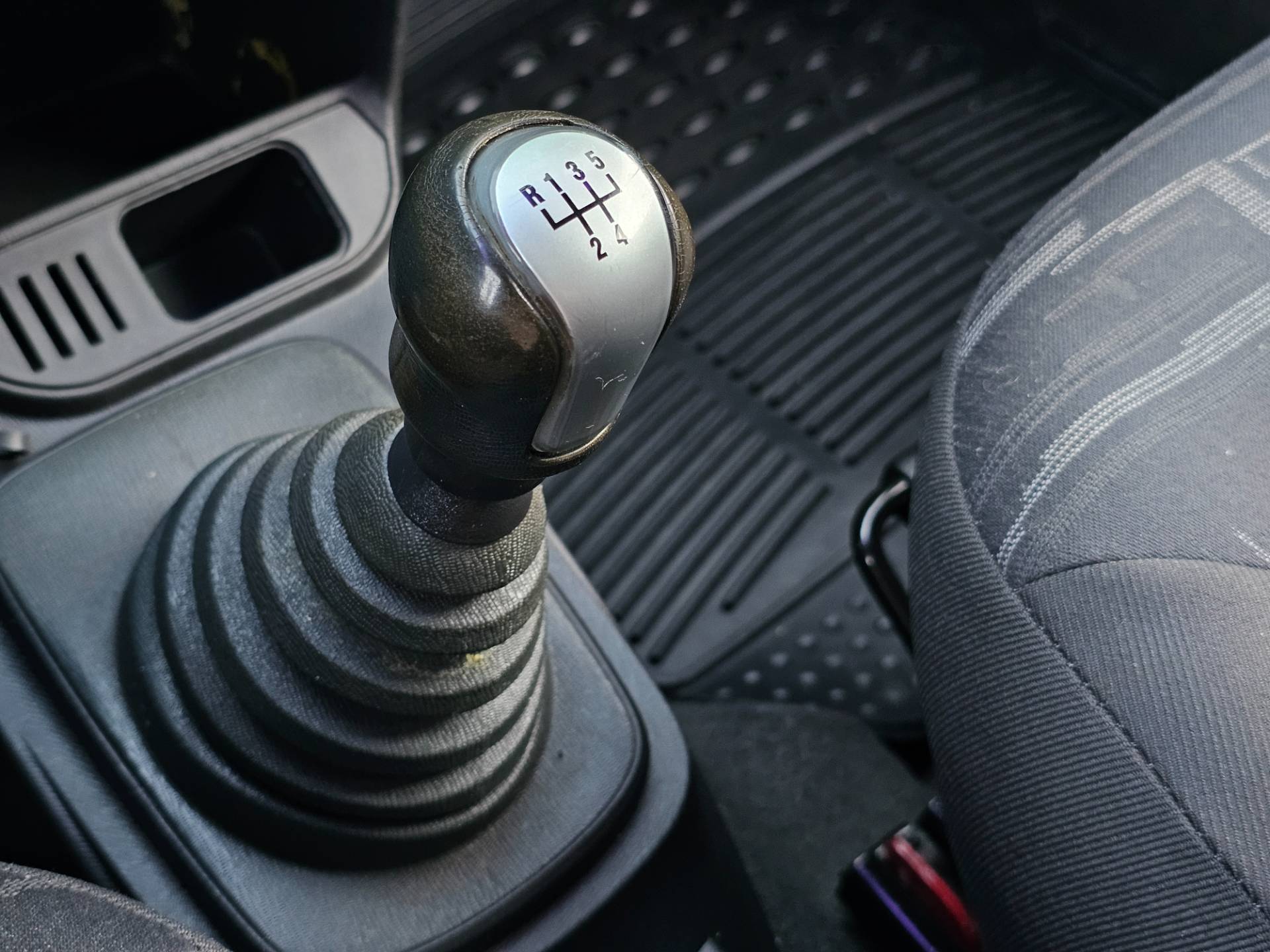 CHEVROLET PRISMA