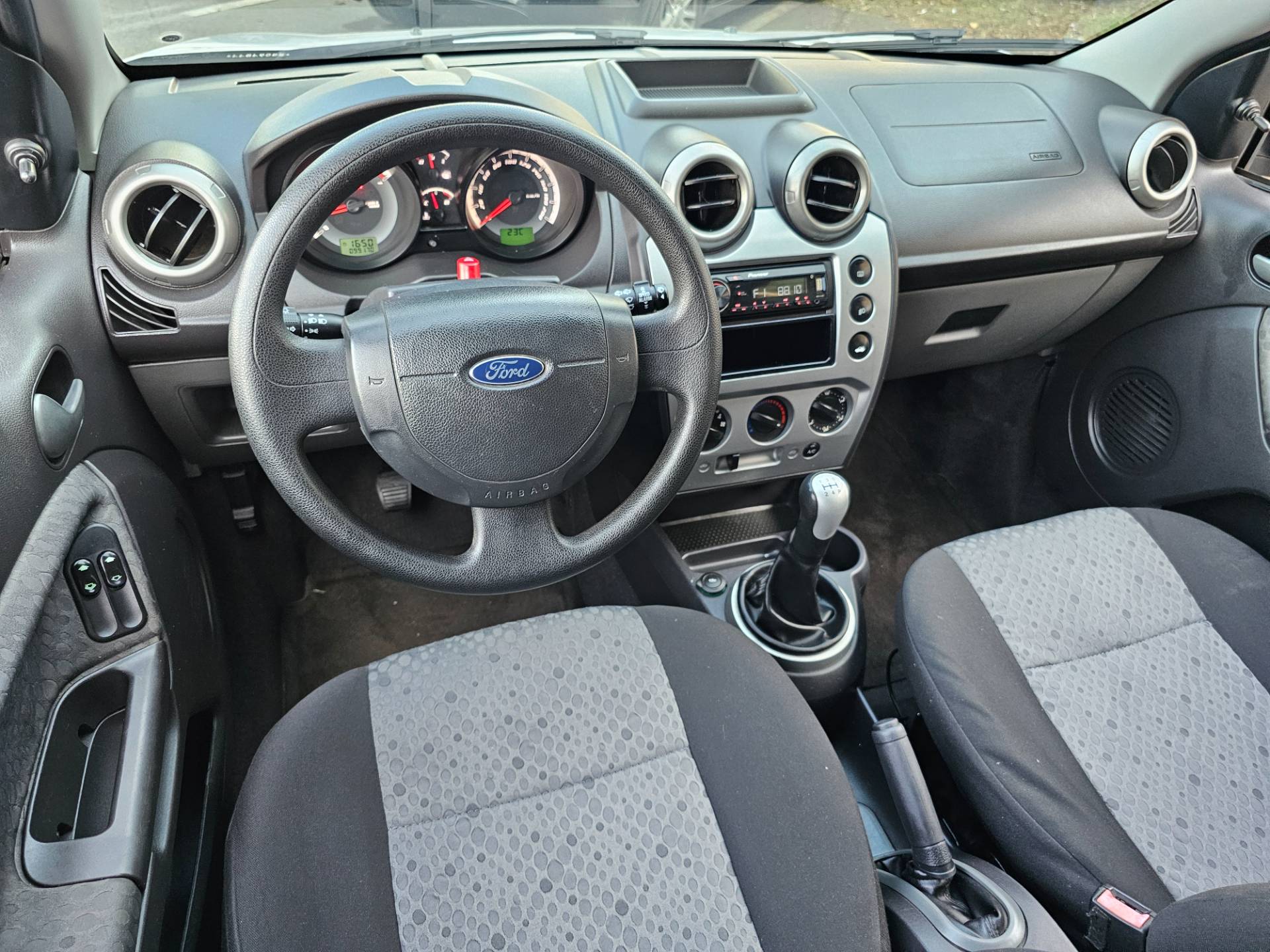 FORD FIESTA