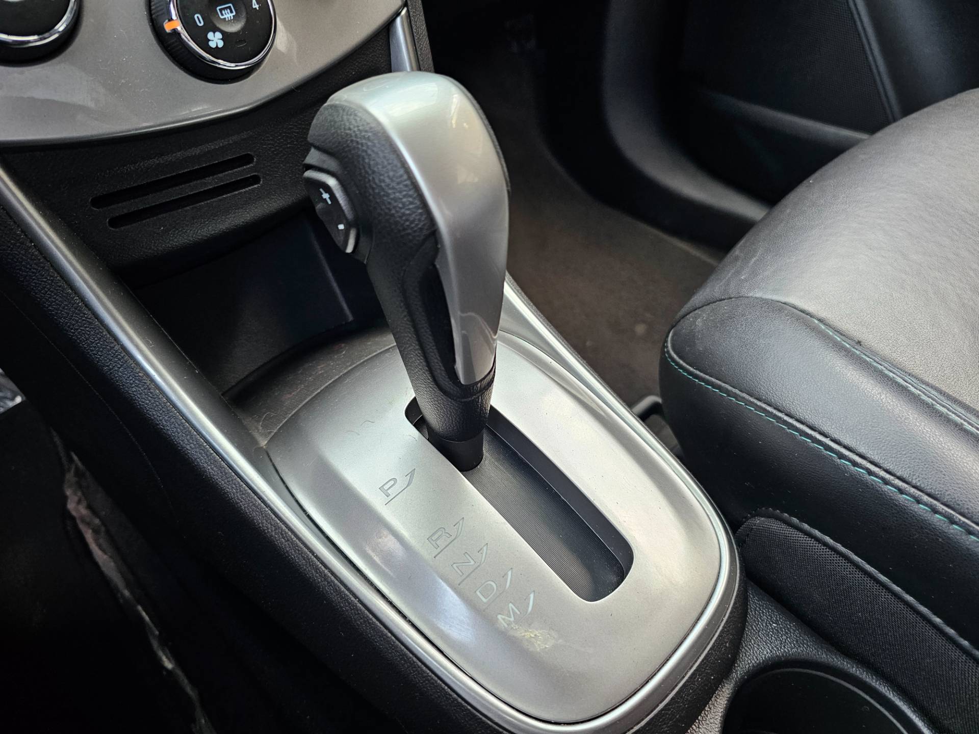 CHEVROLET TRACKER