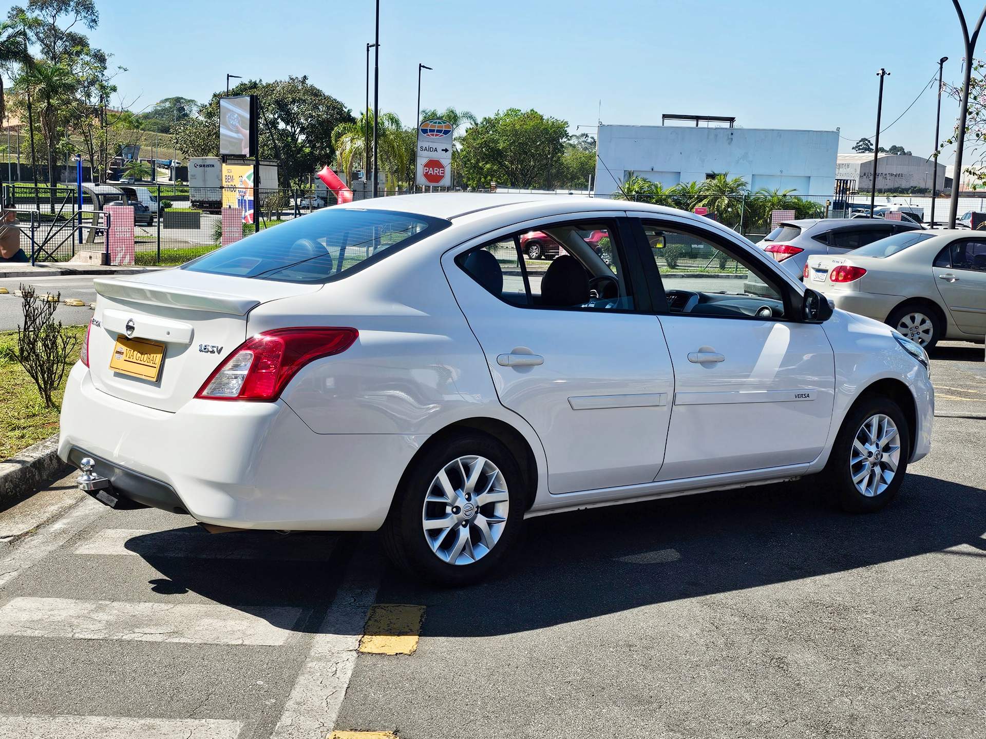 NISSAN VERSA