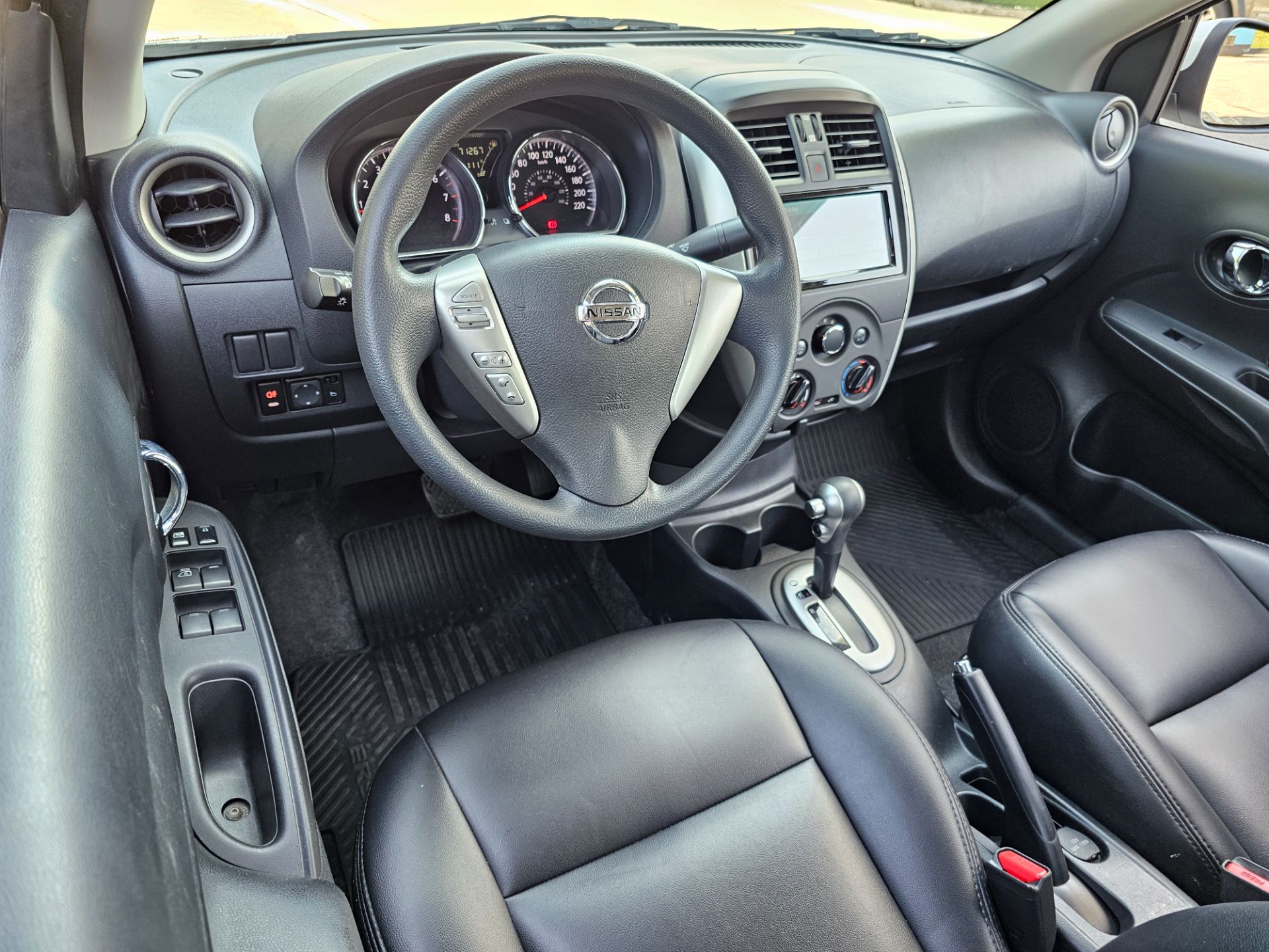 NISSAN VERSA