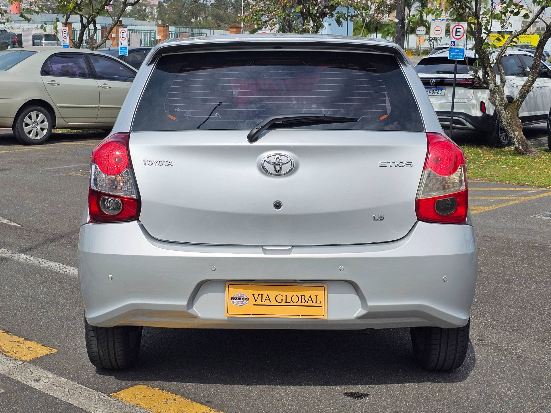 TOYOTA ETIOS