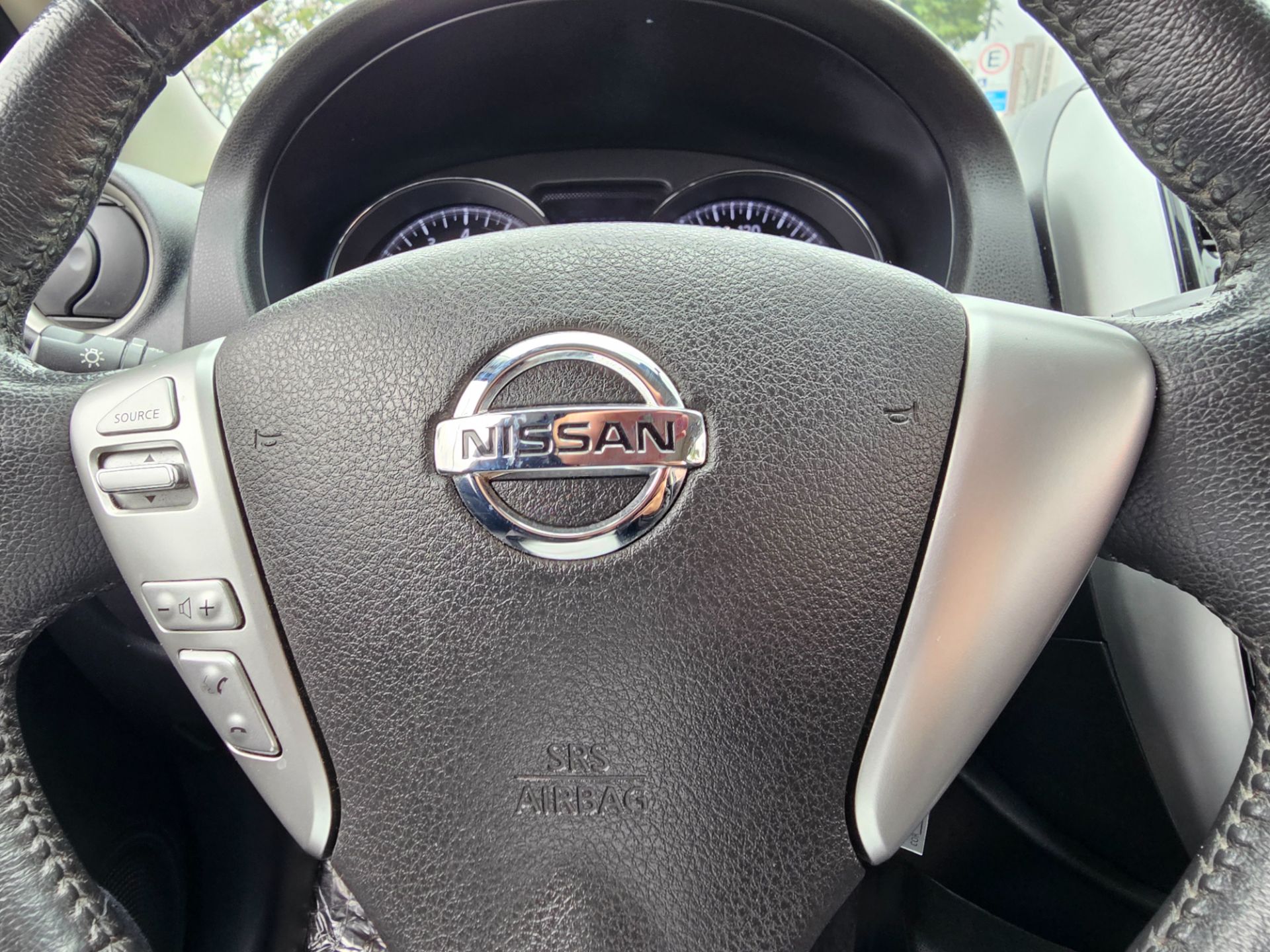 NISSAN VERSA