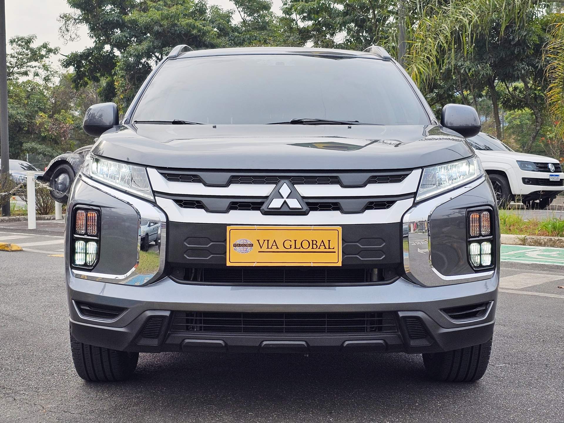 MITSUBISHI OUTLANDER SPORT
