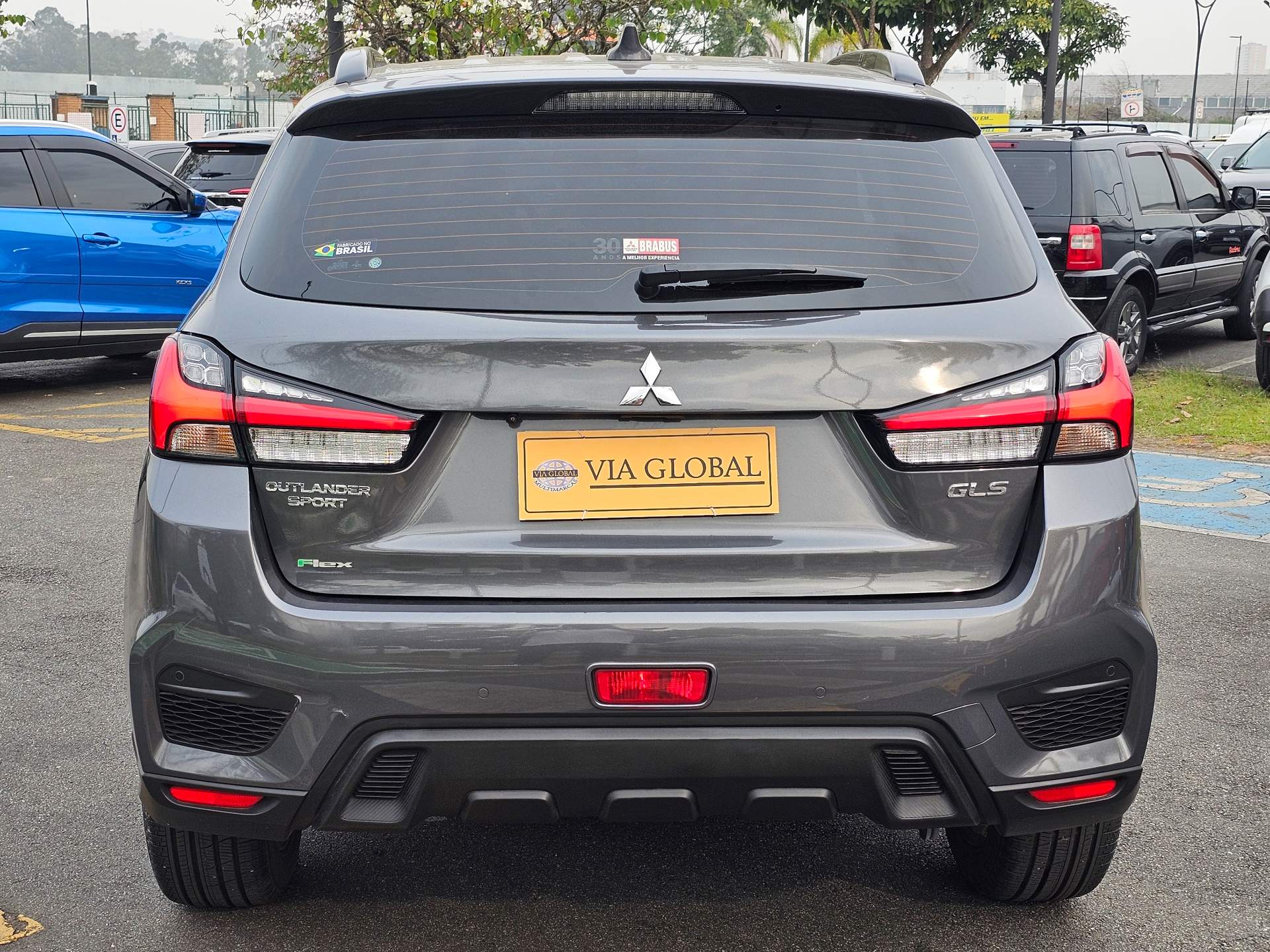 MITSUBISHI OUTLANDER SPORT