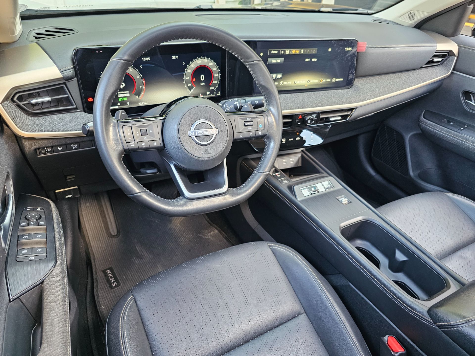 NISSAN KICKS