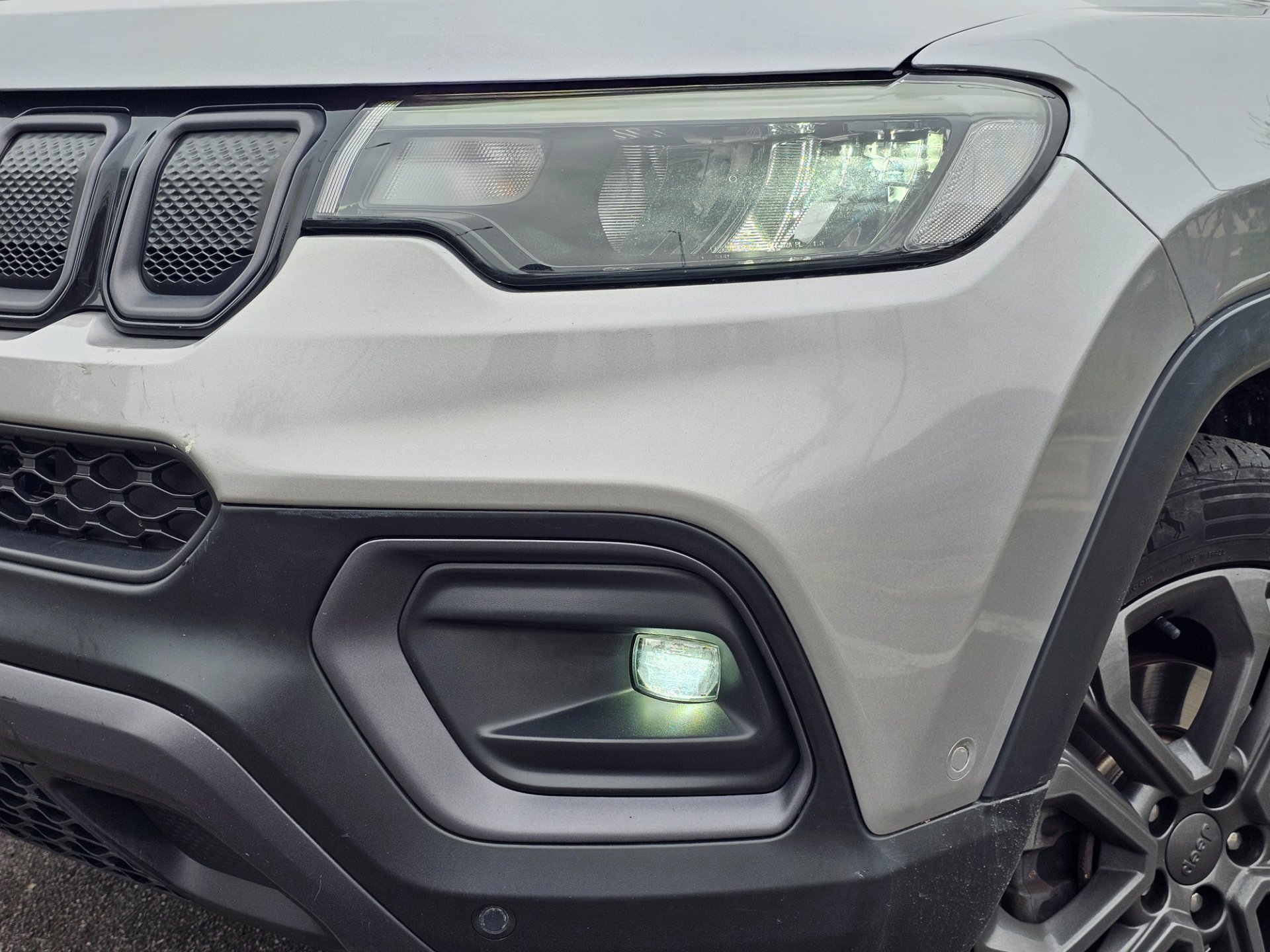 JEEP COMPASS
