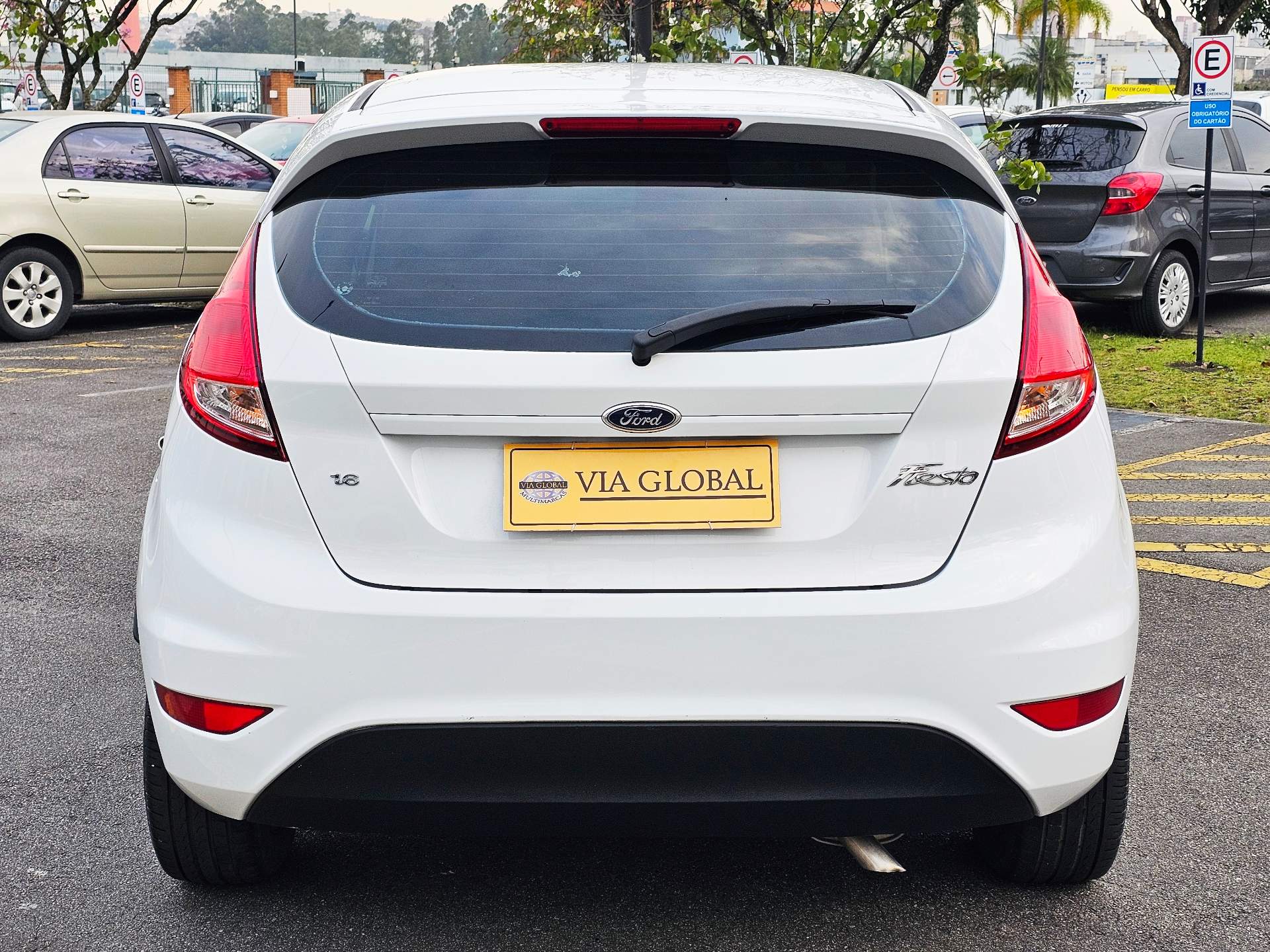 FORD FIESTA