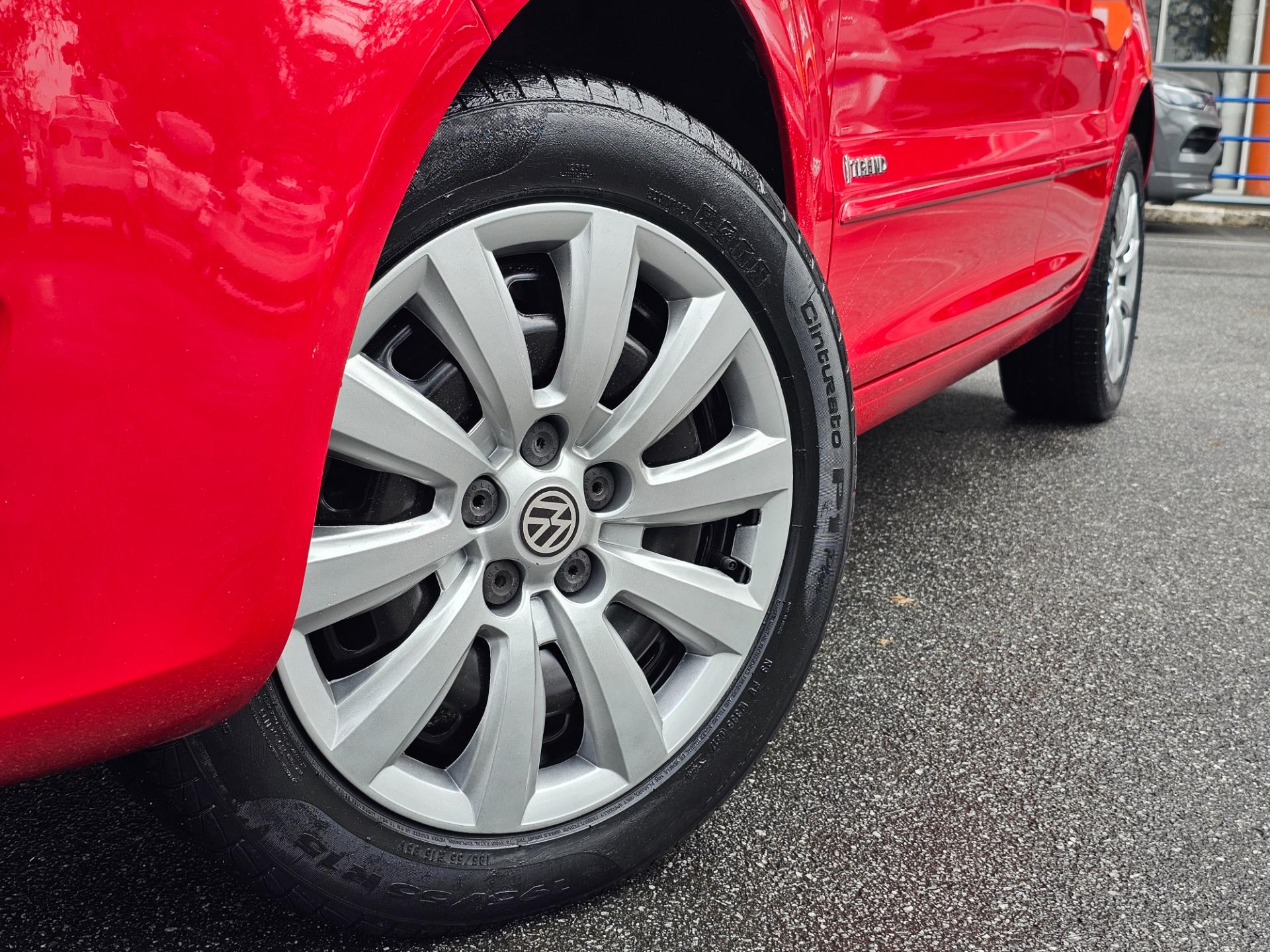 VOLKSWAGEN FOX