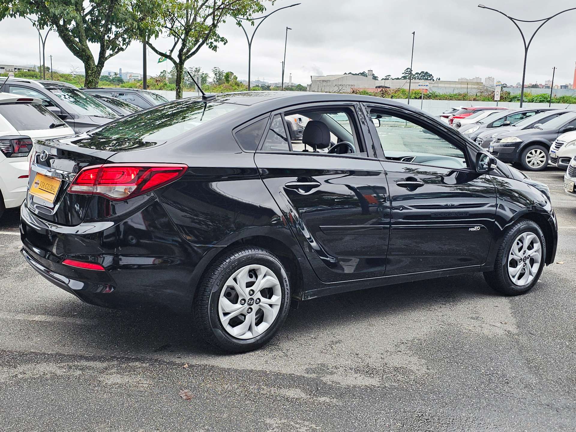 HYUNDAI HB20S