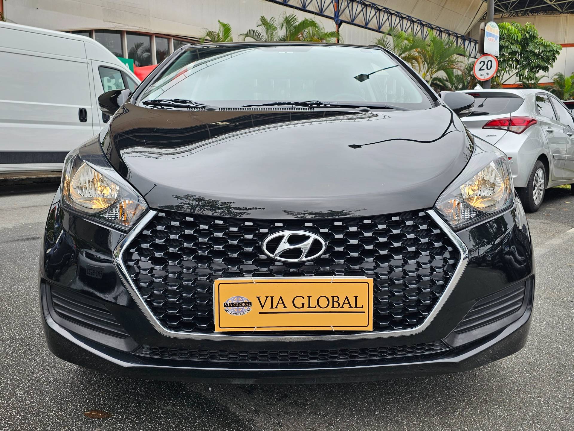 HYUNDAI HB20S