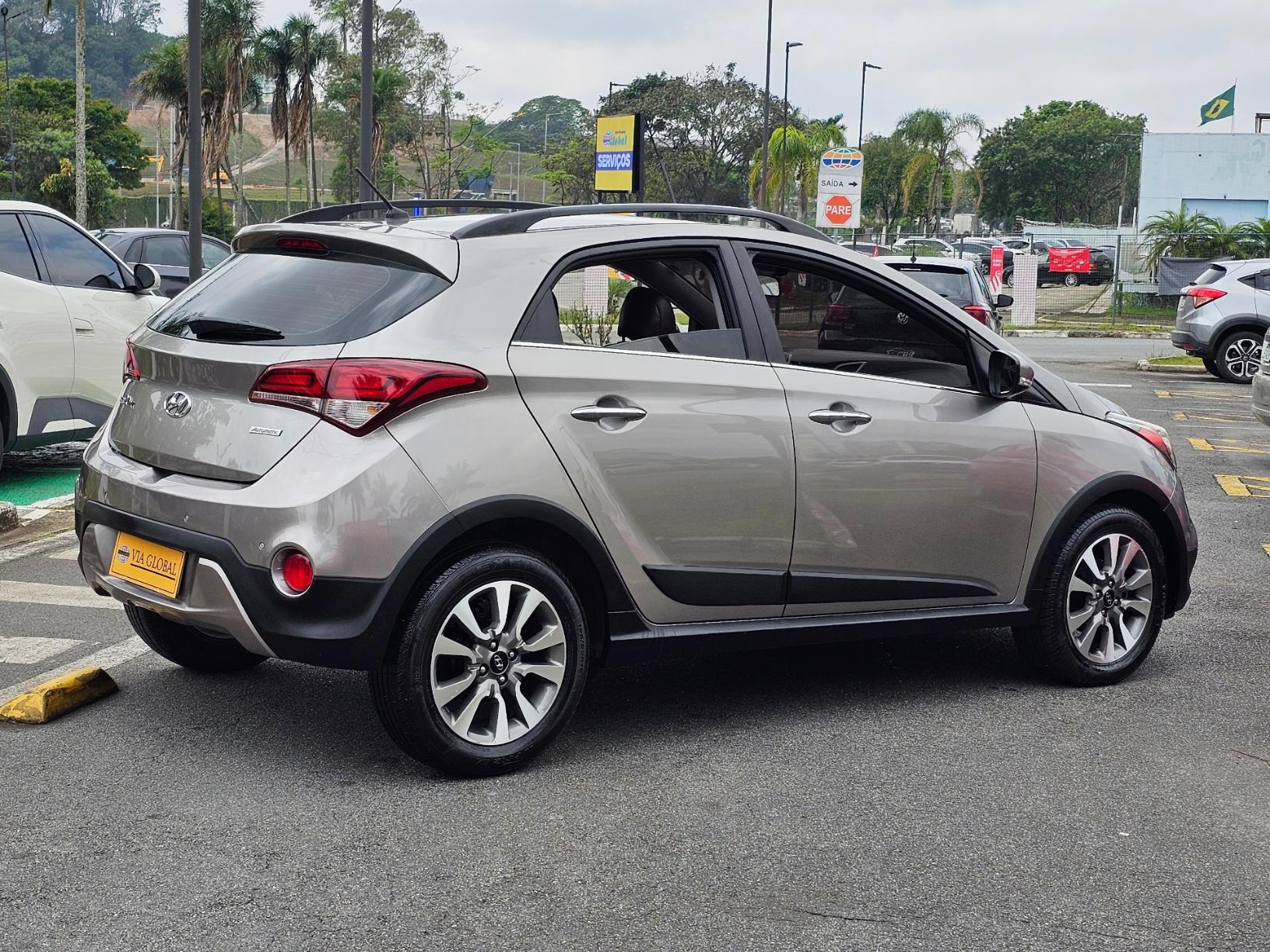 HYUNDAI HB20X