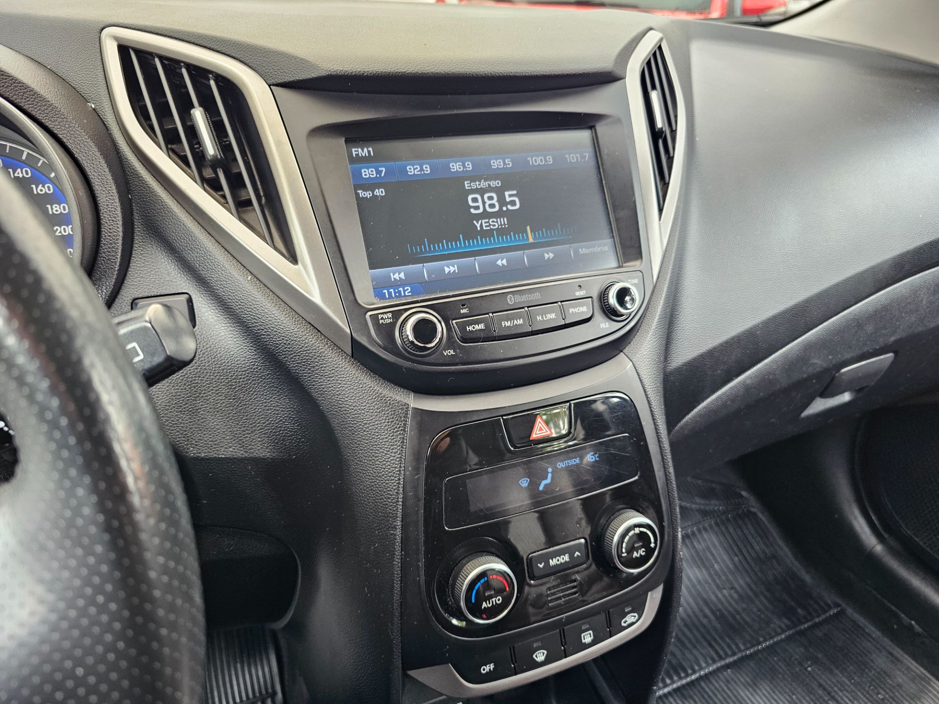 HYUNDAI HB20X