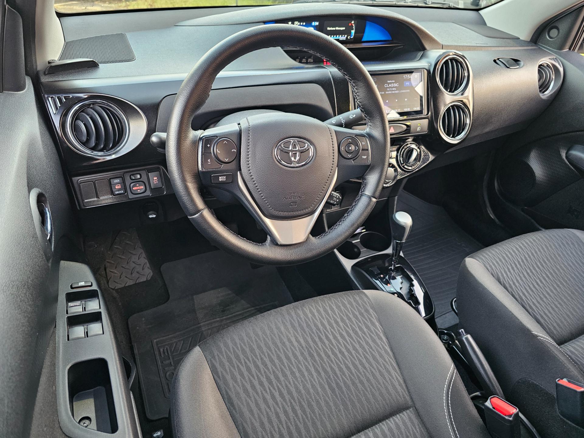 TOYOTA ETIOS