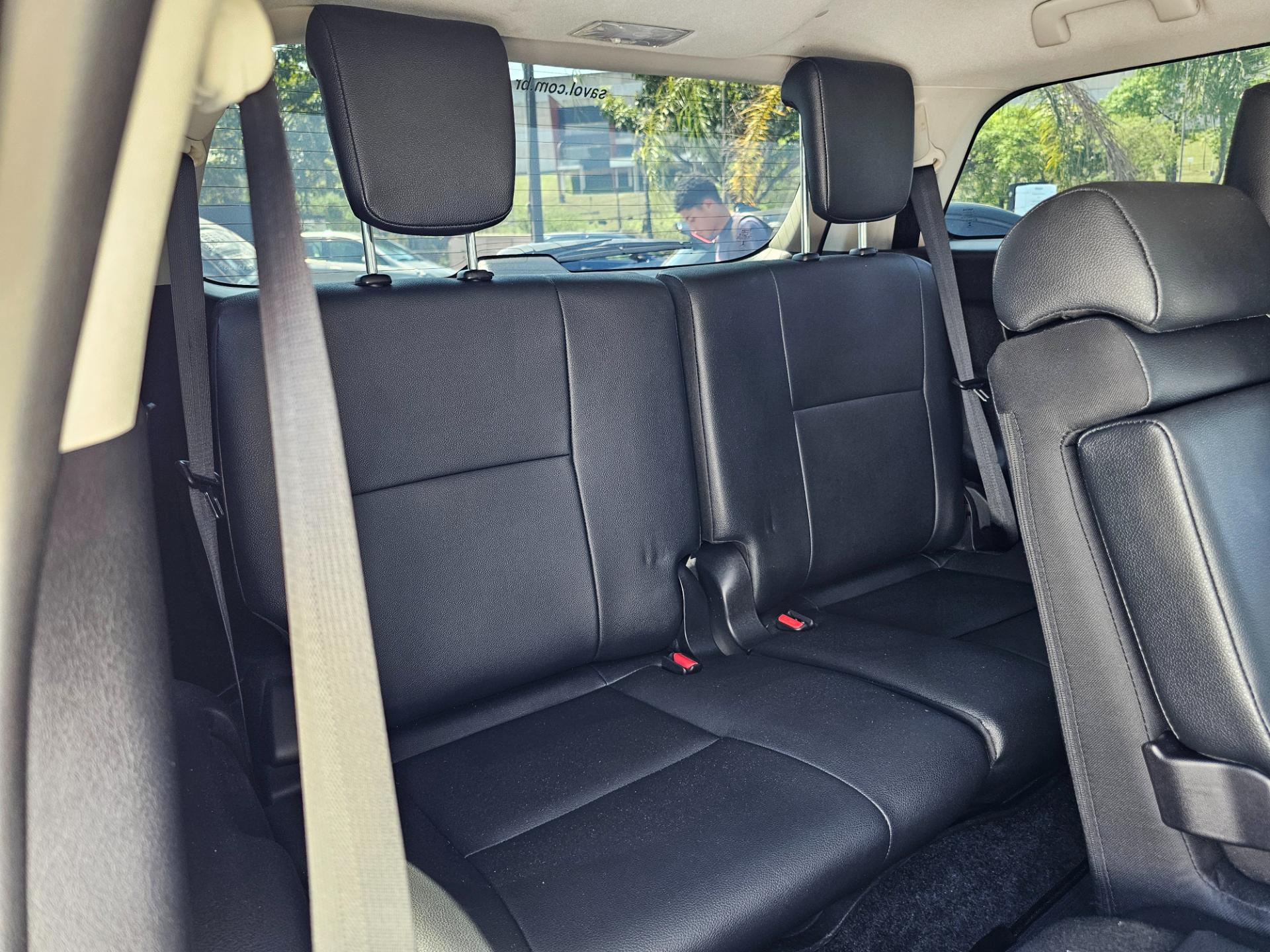 TOYOTA HILUX SW4