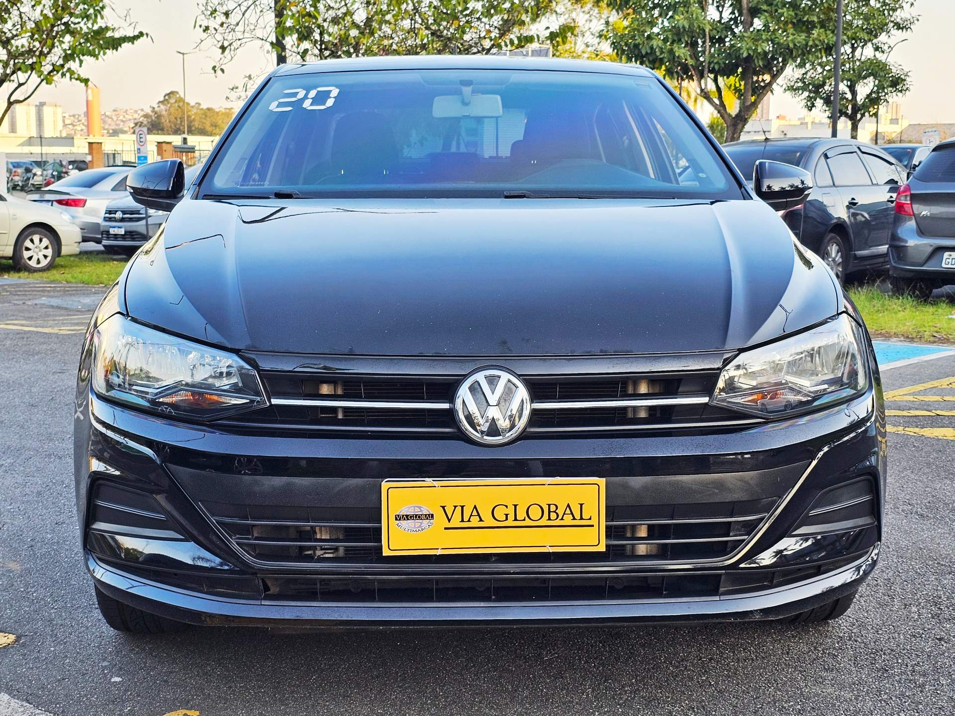 VOLKSWAGEN VIRTUS