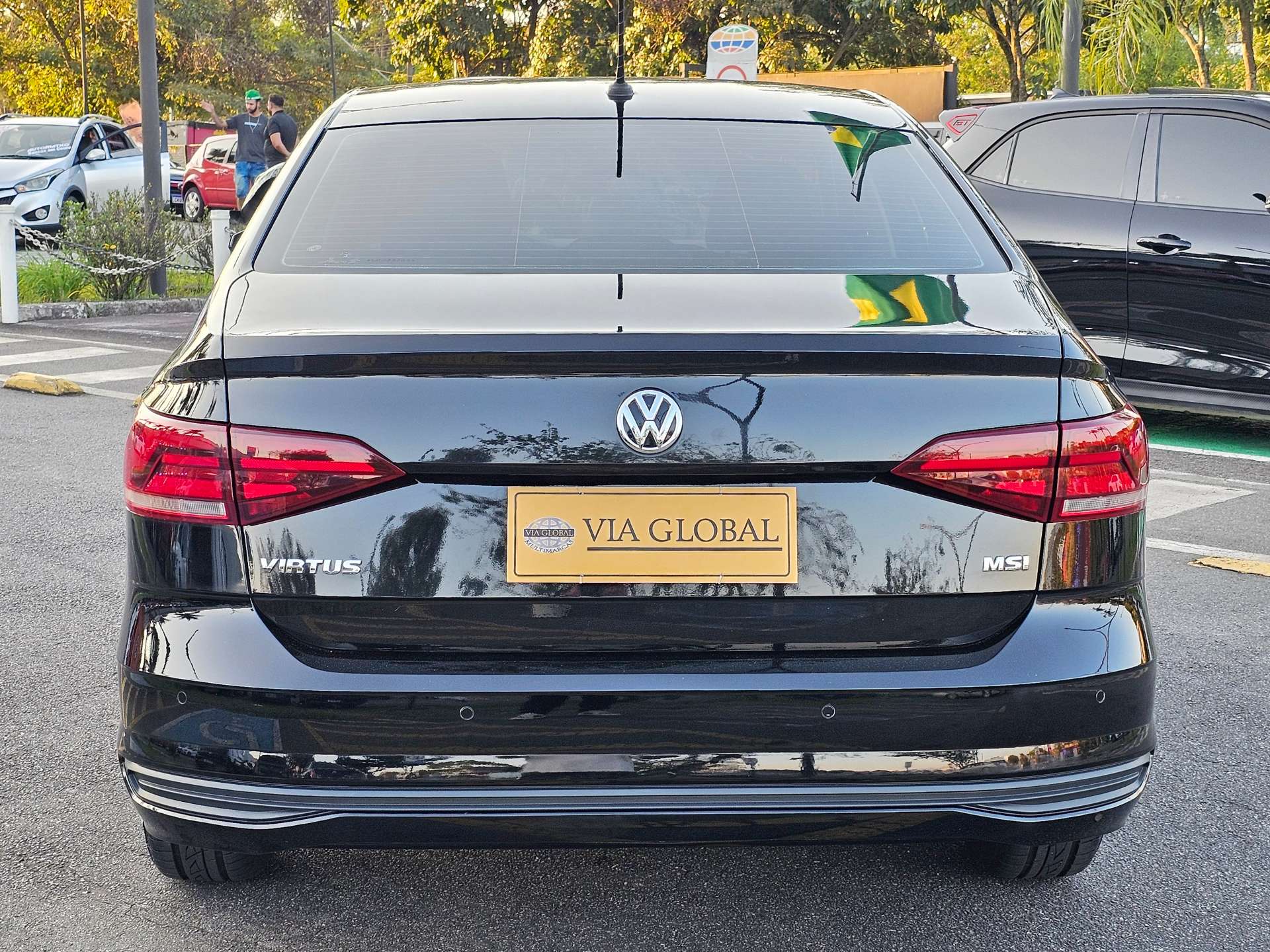 VOLKSWAGEN VIRTUS