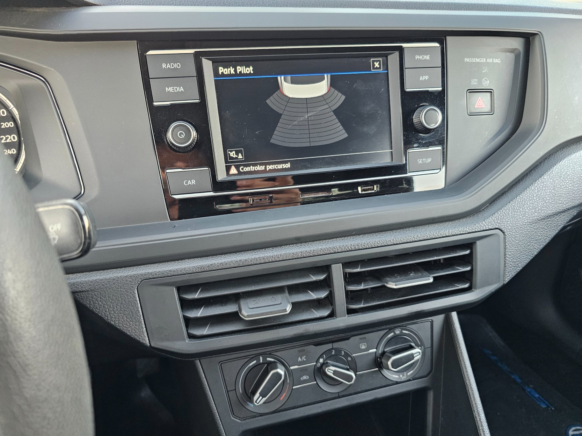VOLKSWAGEN VIRTUS