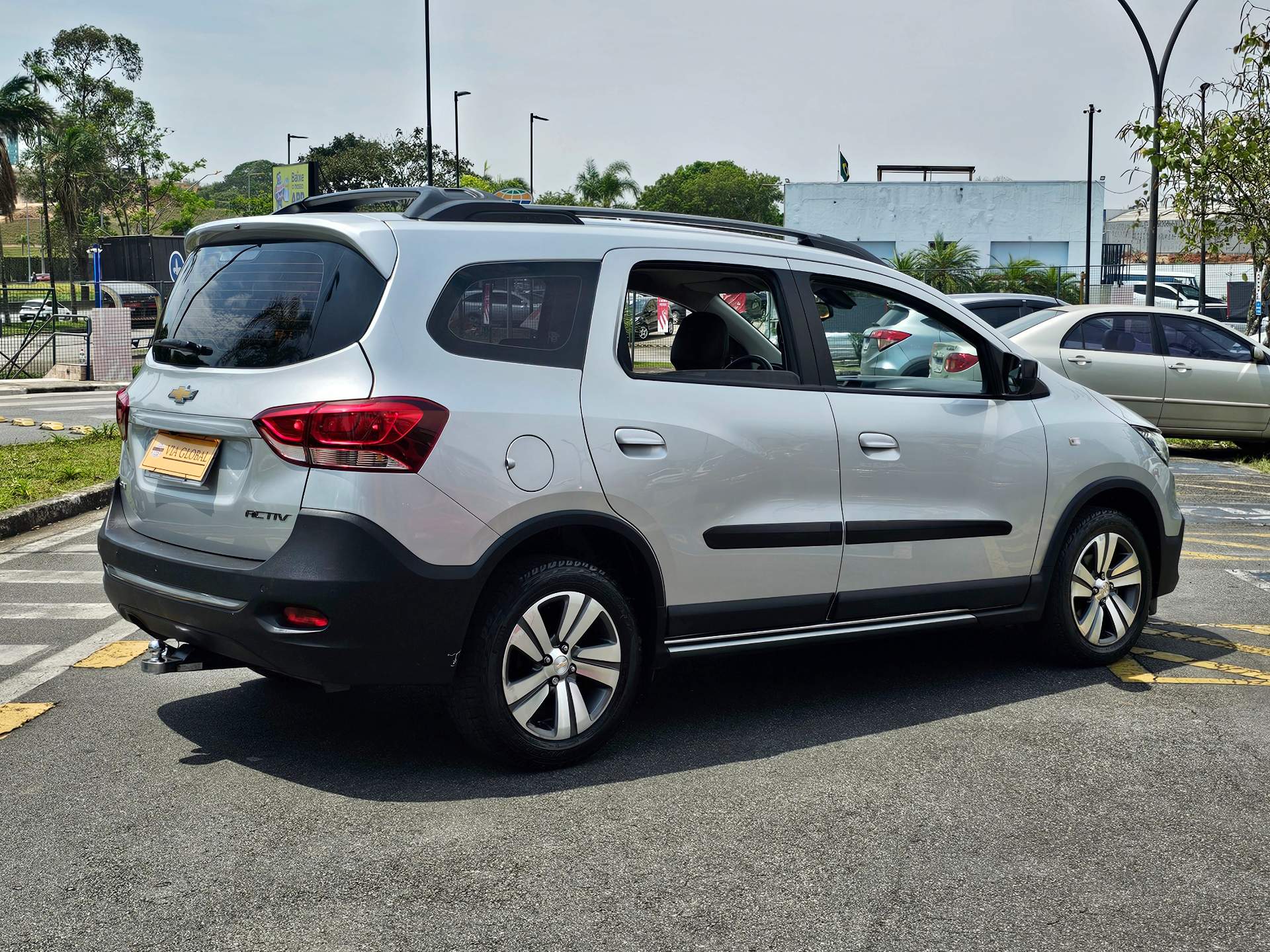 CHEVROLET SPIN