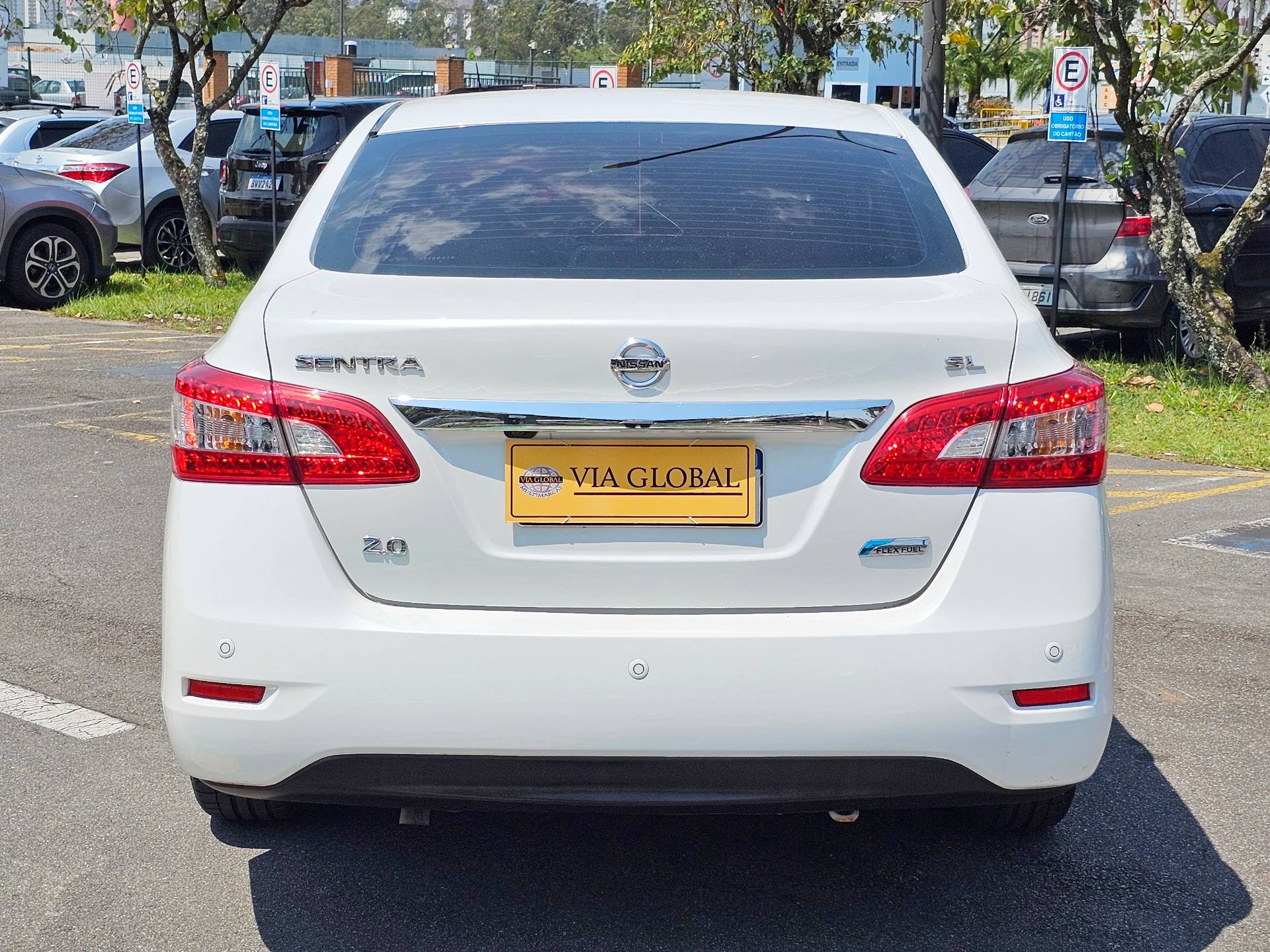 NISSAN SENTRA