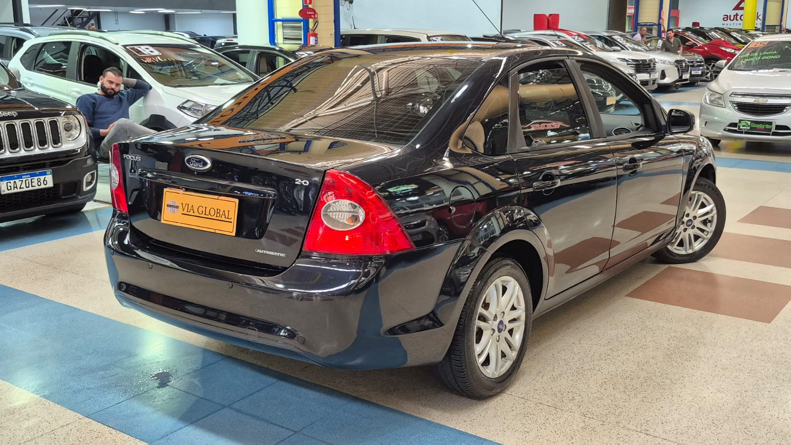 FORD FOCUS