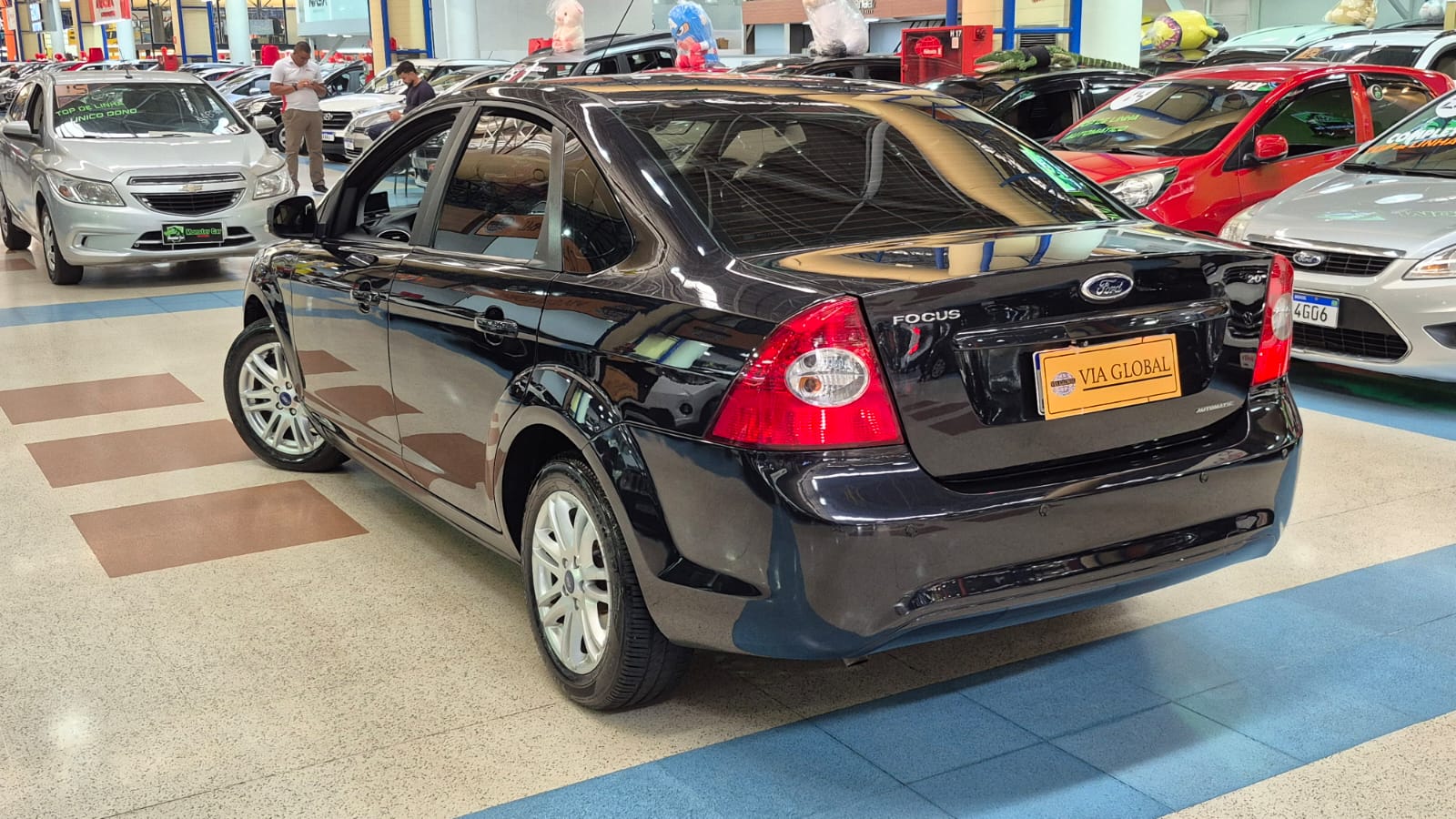FORD FOCUS