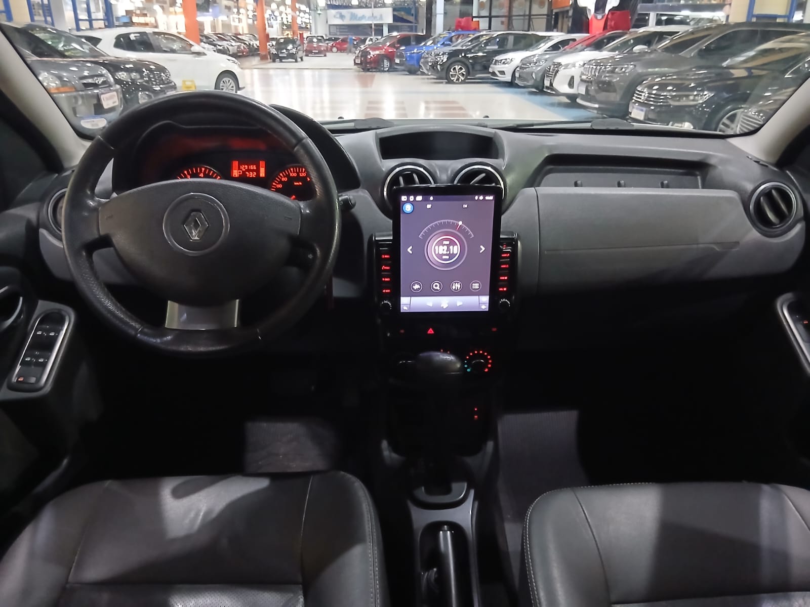 RENAULT DUSTER
