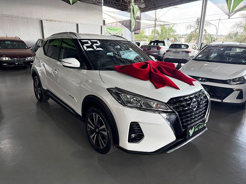 NISSAN KICKS