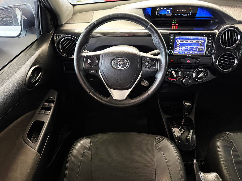 TOYOTA ETIOS