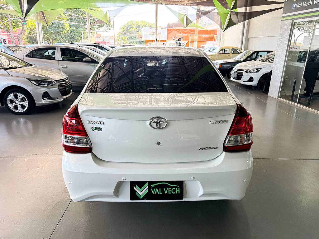 TOYOTA ETIOS