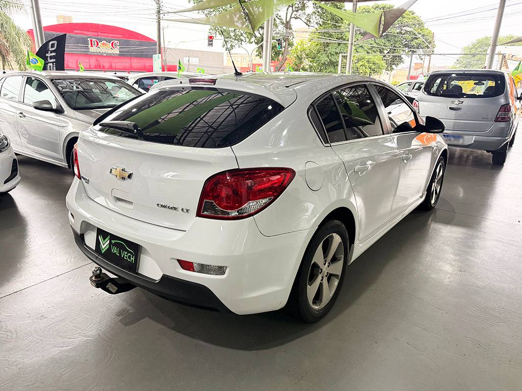CHEVROLET CRUZE