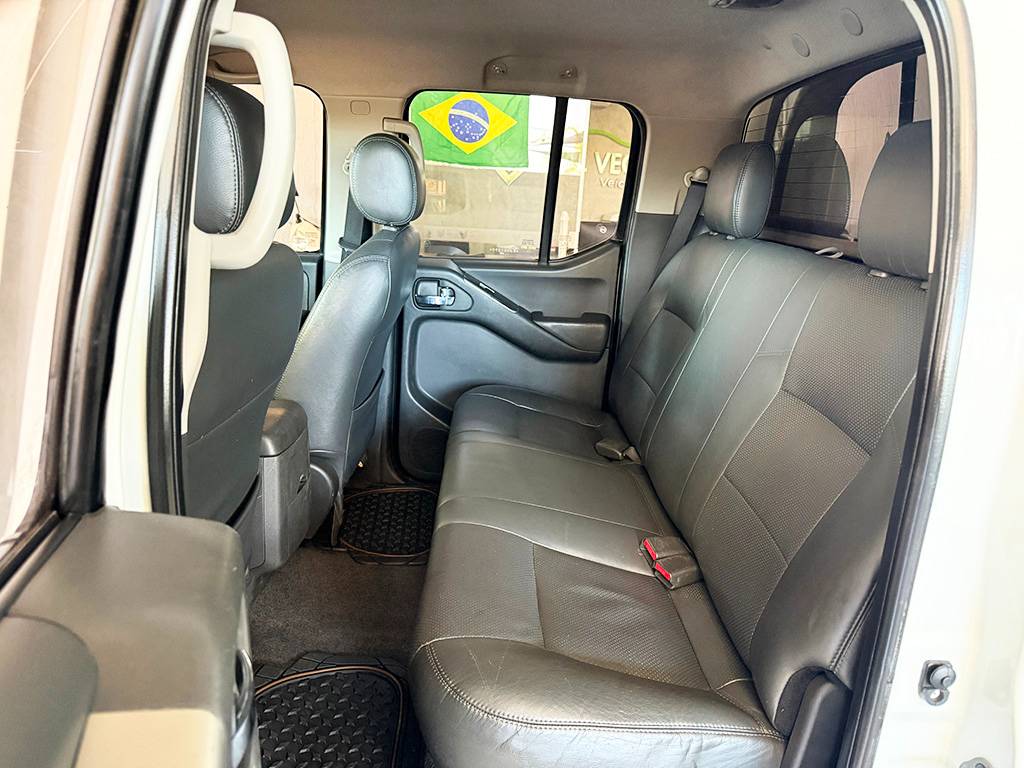 NISSAN FRONTIER