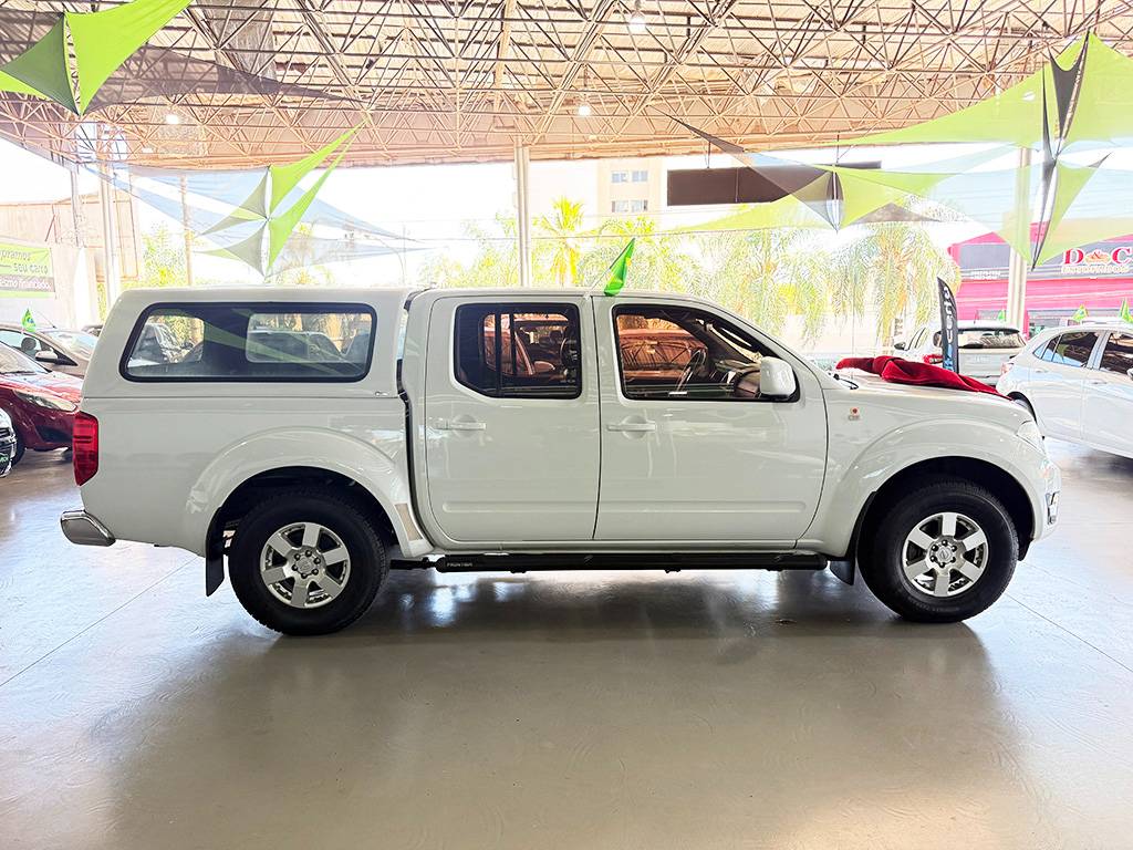 NISSAN FRONTIER