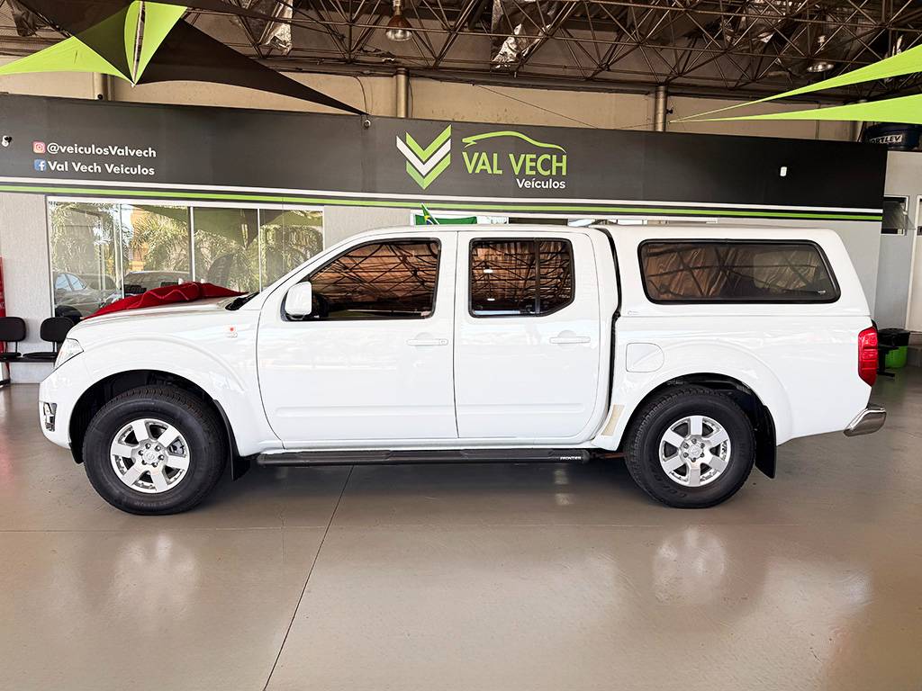 NISSAN FRONTIER