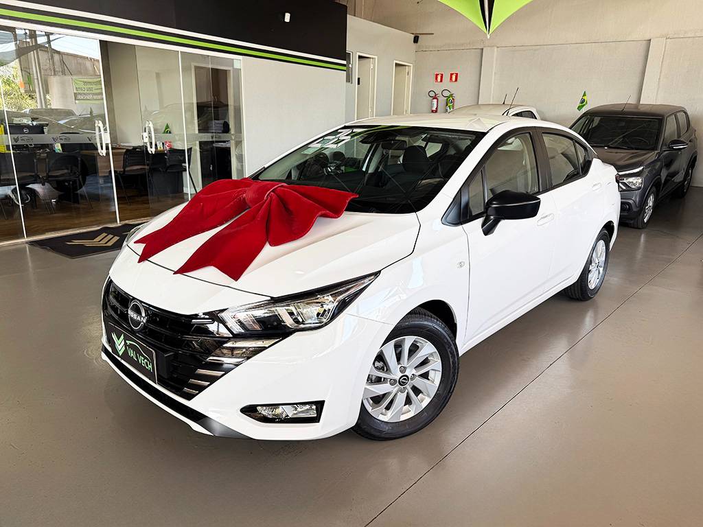 NISSAN VERSA