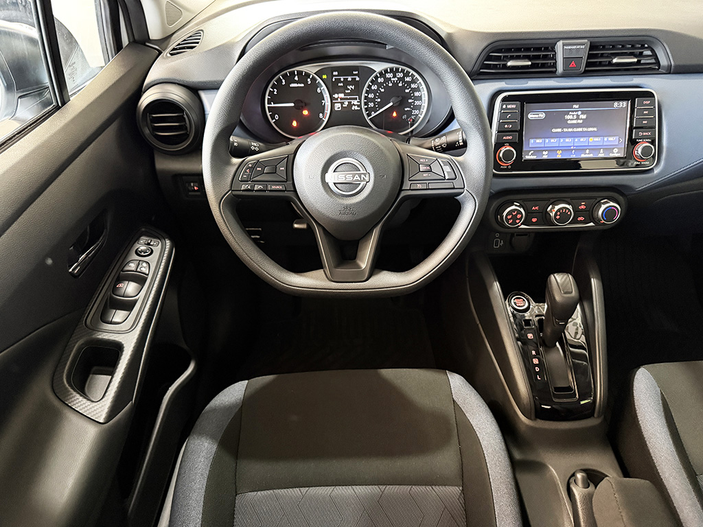 NISSAN VERSA