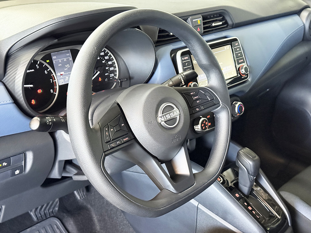 NISSAN VERSA