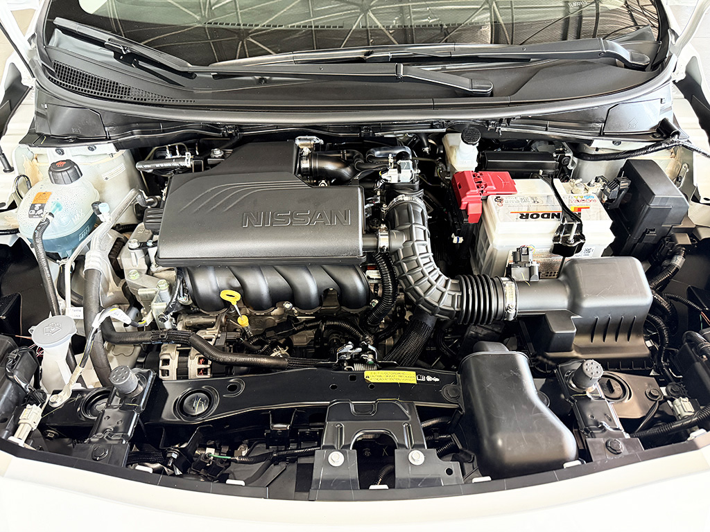 NISSAN VERSA