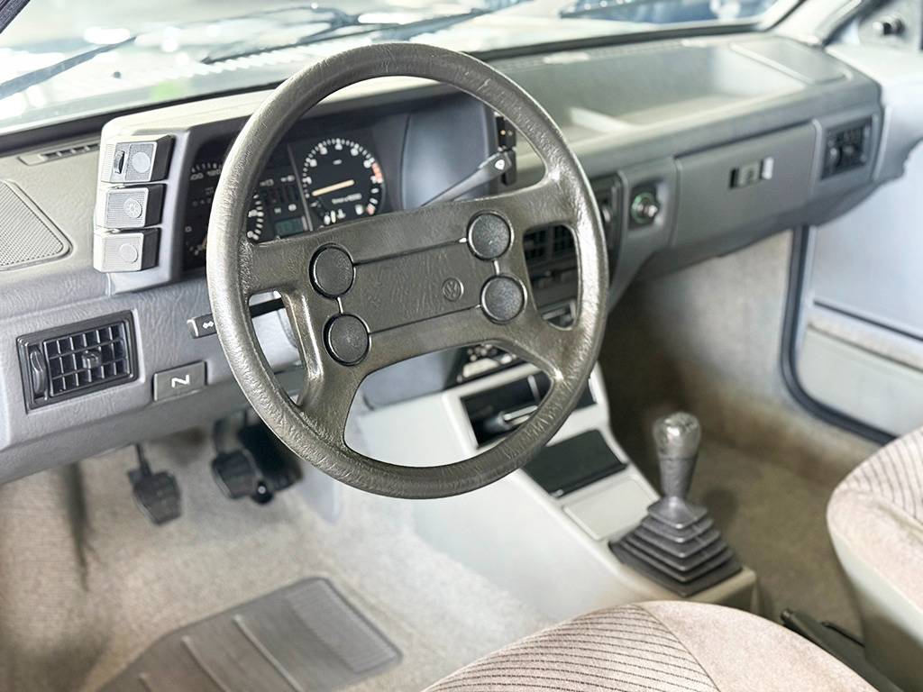 VOLKSWAGEN GOL
