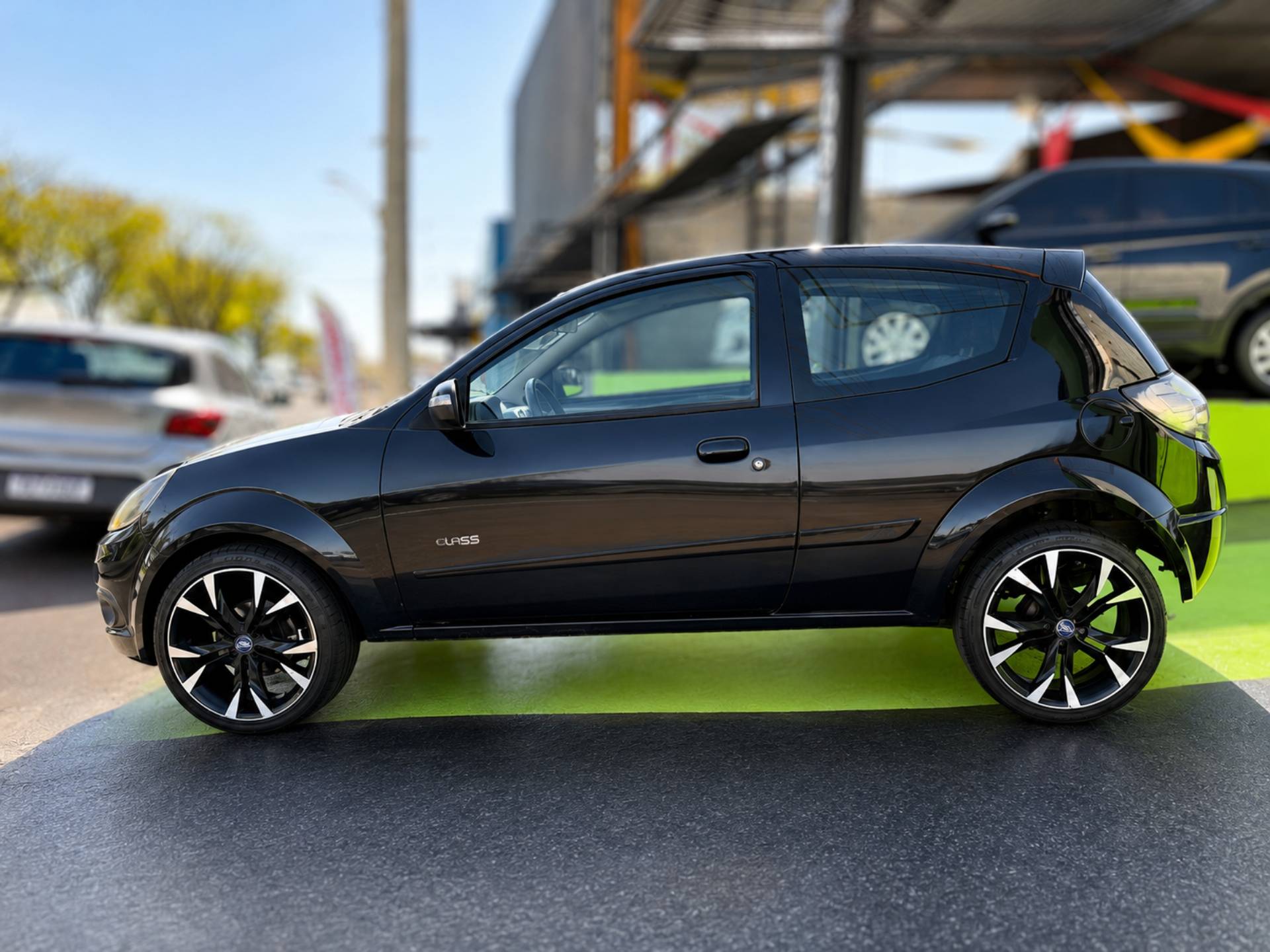 FORD KA