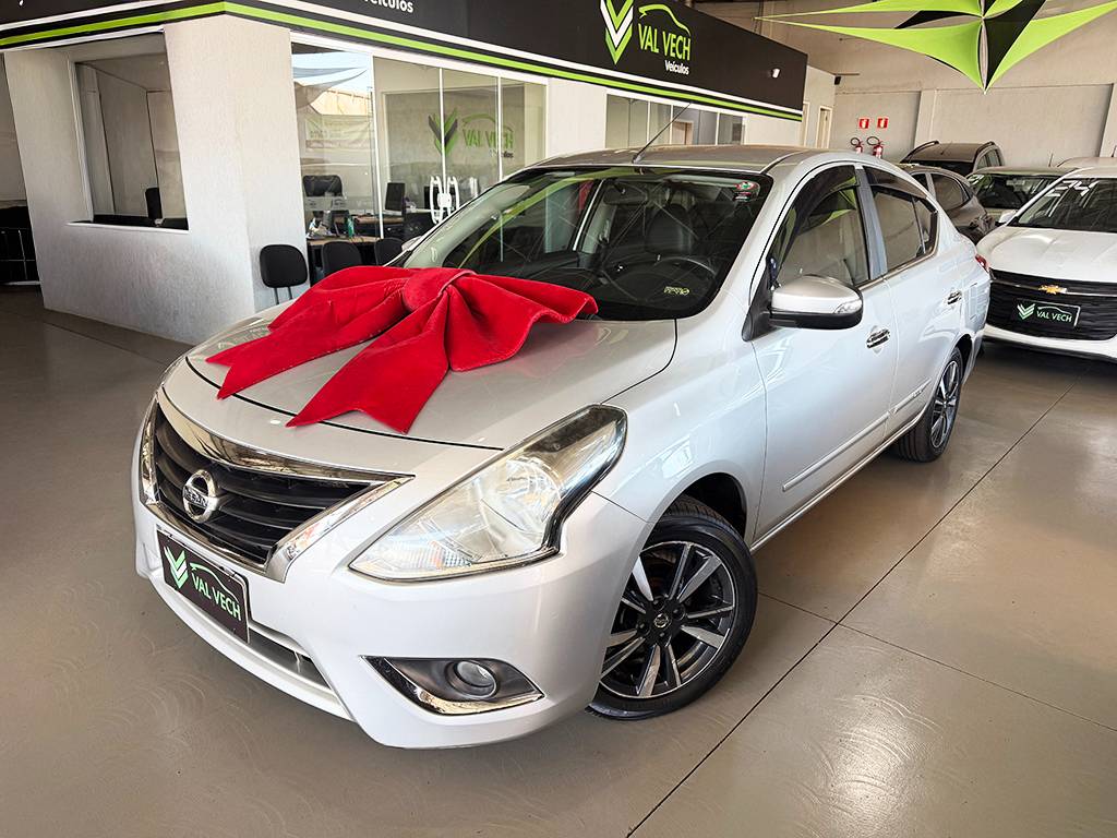 NISSAN VERSA